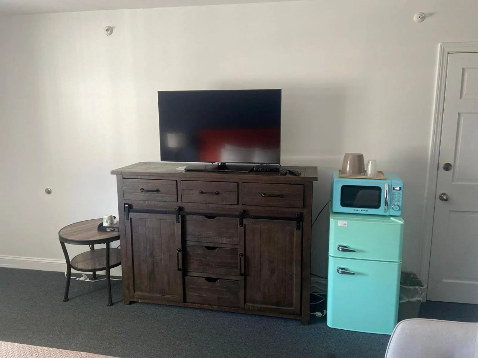 TV and multimedia in Flagship Inn