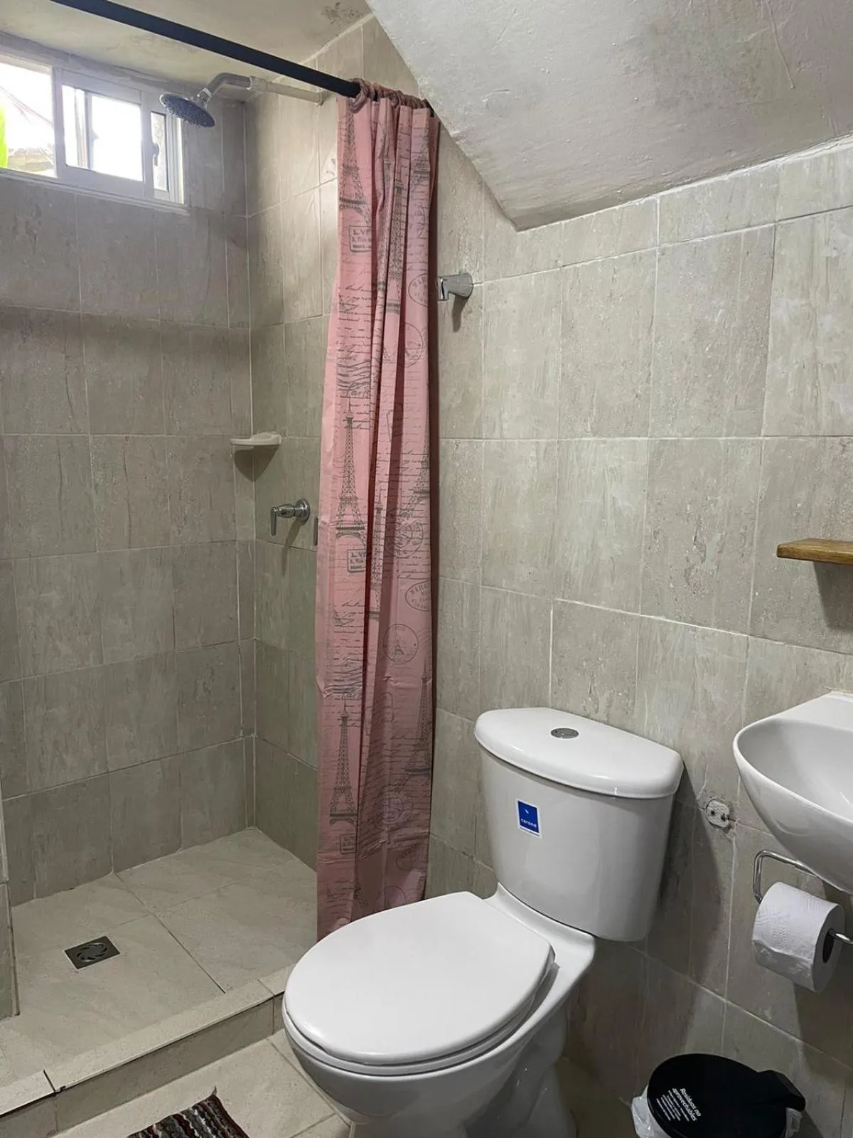 Bathroom in Colores de la Sierra