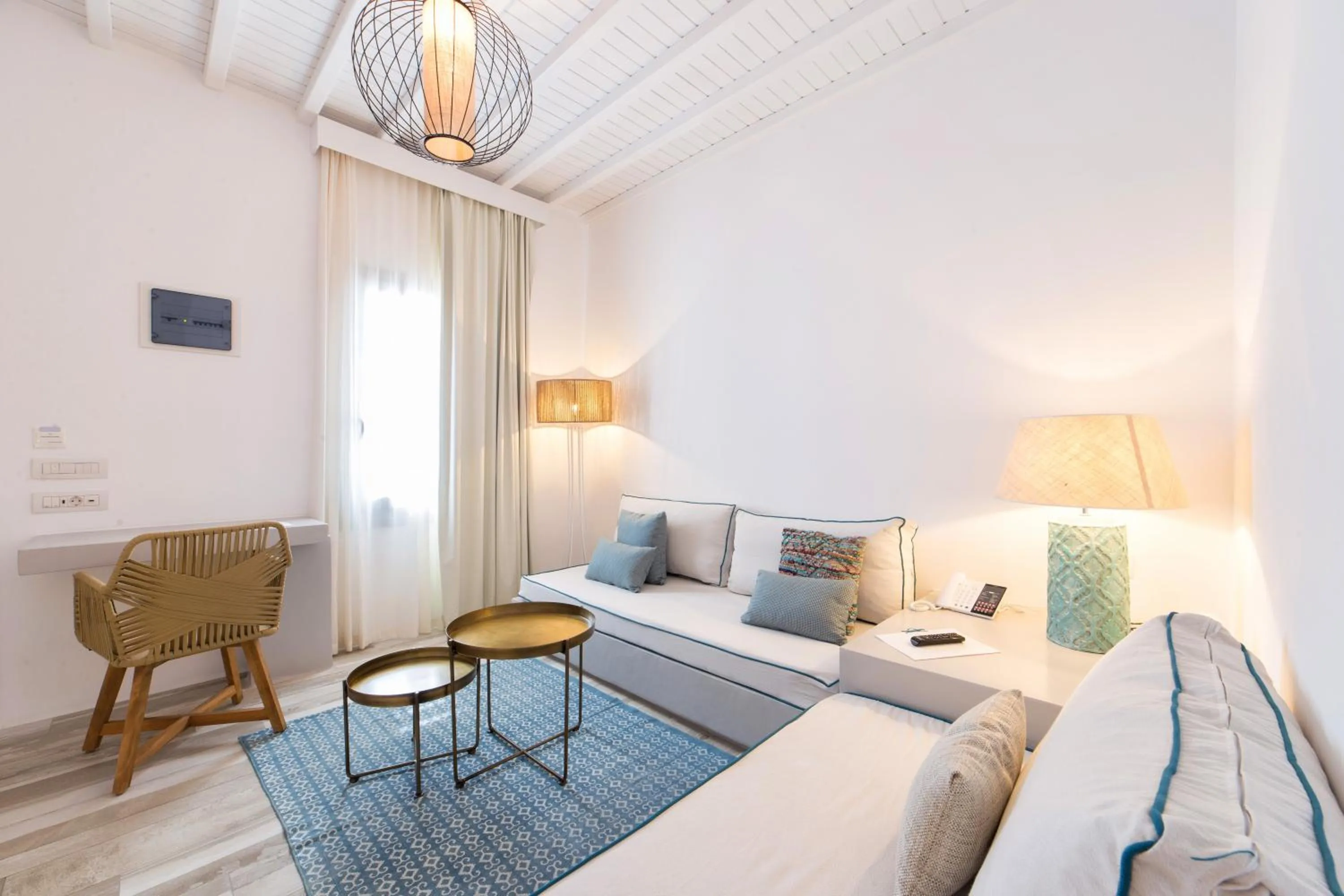 Living room, Bed in Osom Resort