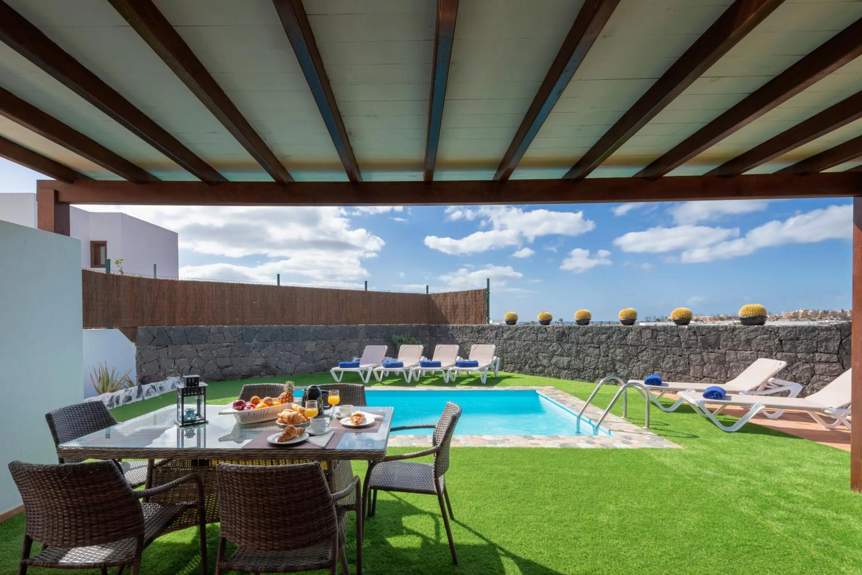 Patio in Villas El Partidor