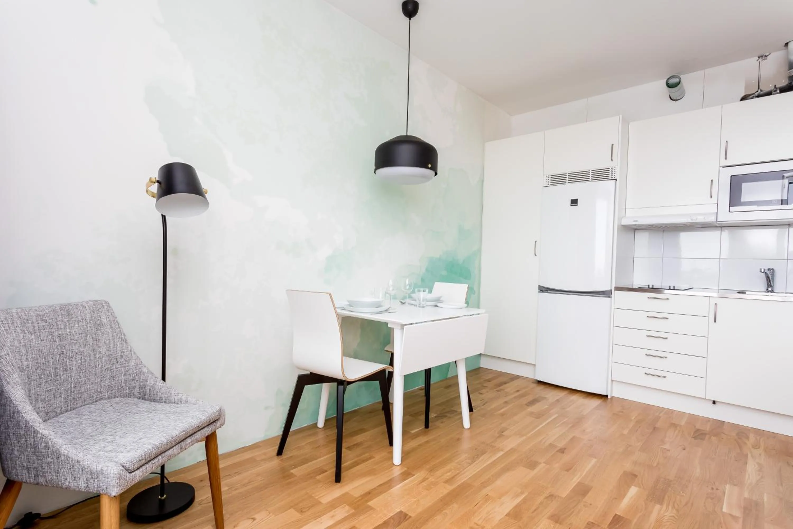 Kitchen or kitchenette in ApartDirect Älvsjö