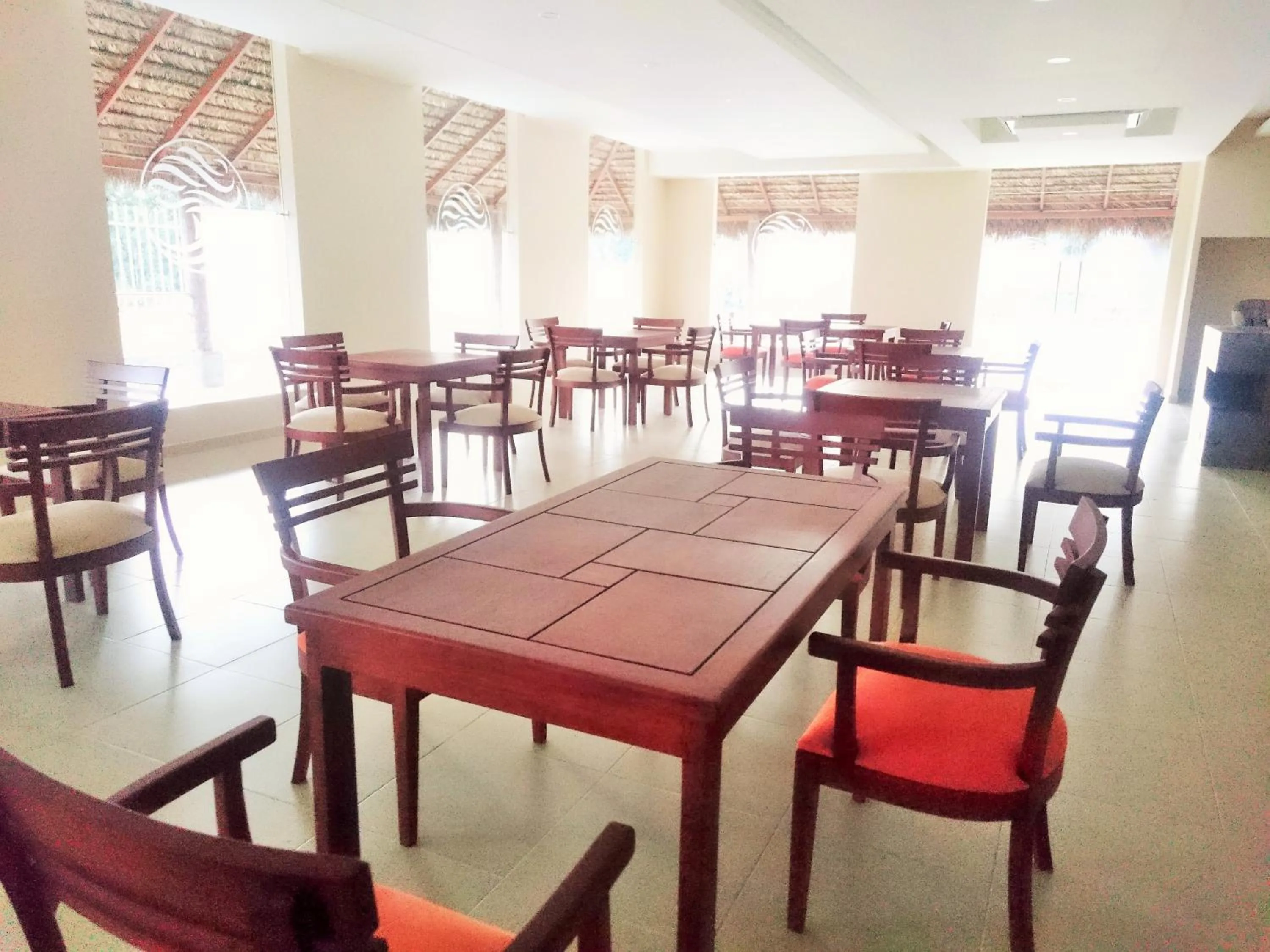 Restaurant/places to eat in Gran Hotel de Lago - Shushufindi