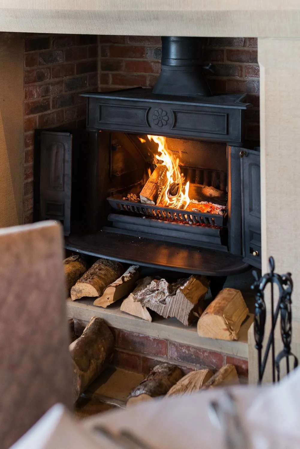 Lounge or bar in The Alma Inn