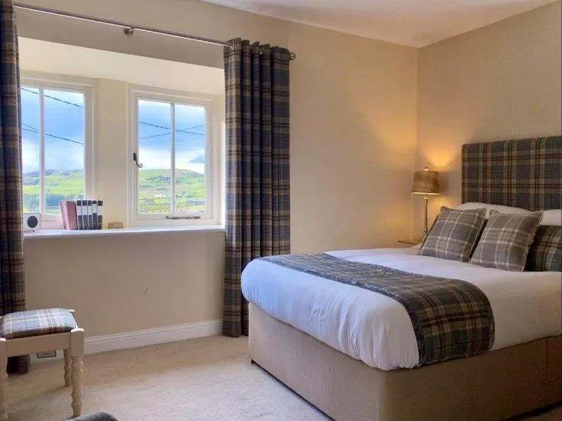 Photo of the whole room, Bed in The Alma Inn