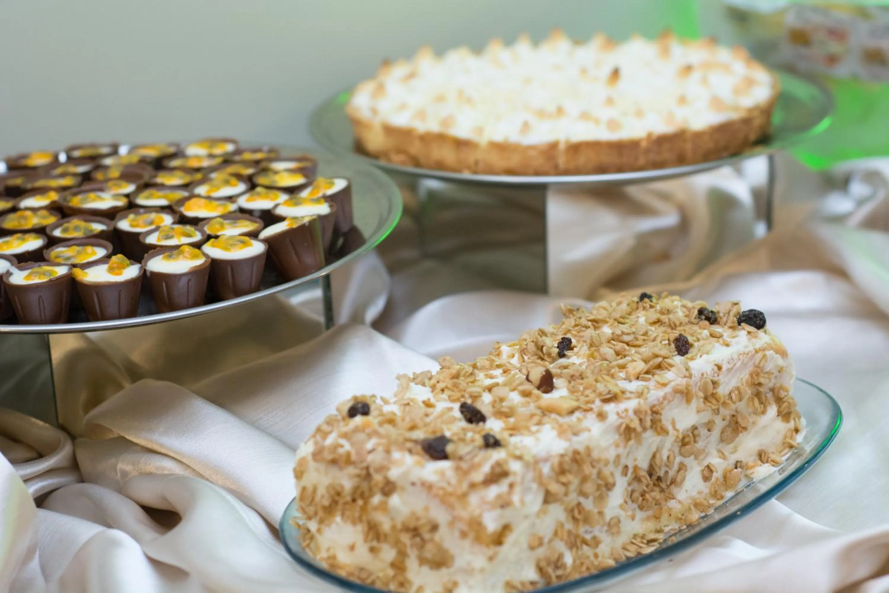 Food in Pak Suítes Hotel