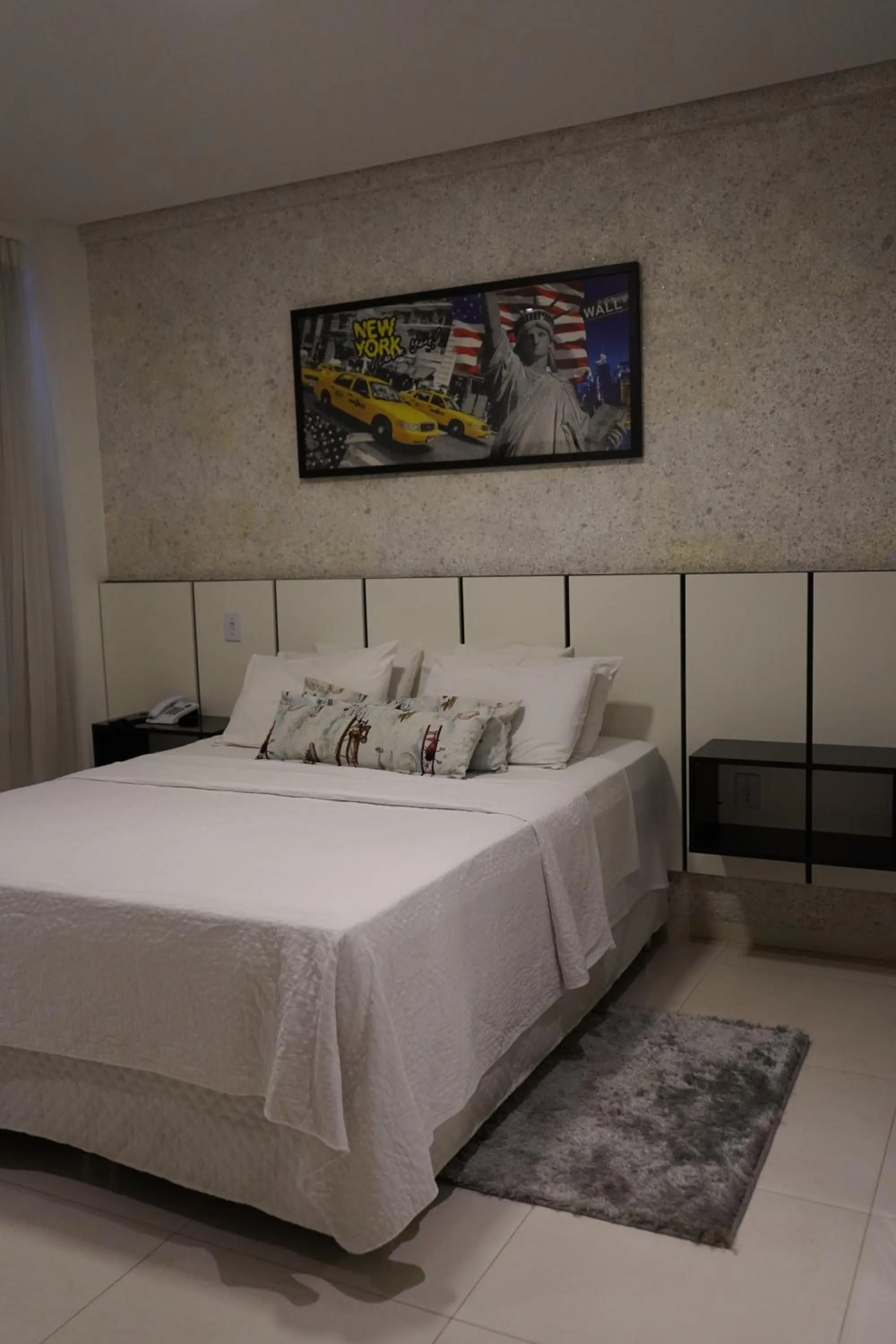 Photo of the whole room, Bed in Pak Suítes Hotel