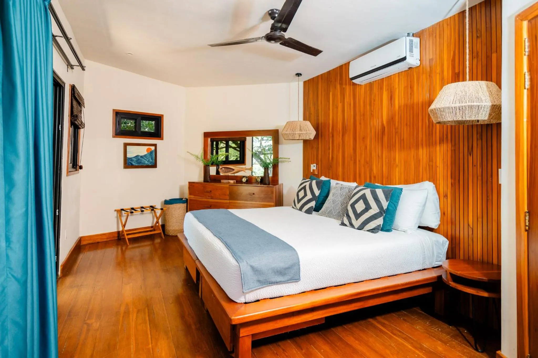 Bed in TreeCasa Hotel & Resort Nicaragua