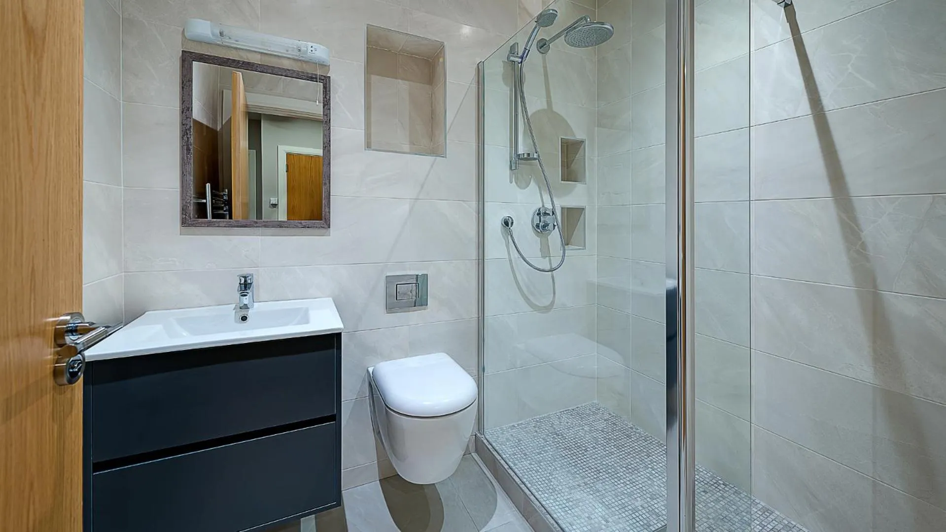 Shower in Kilmurry Lodge Hotel
