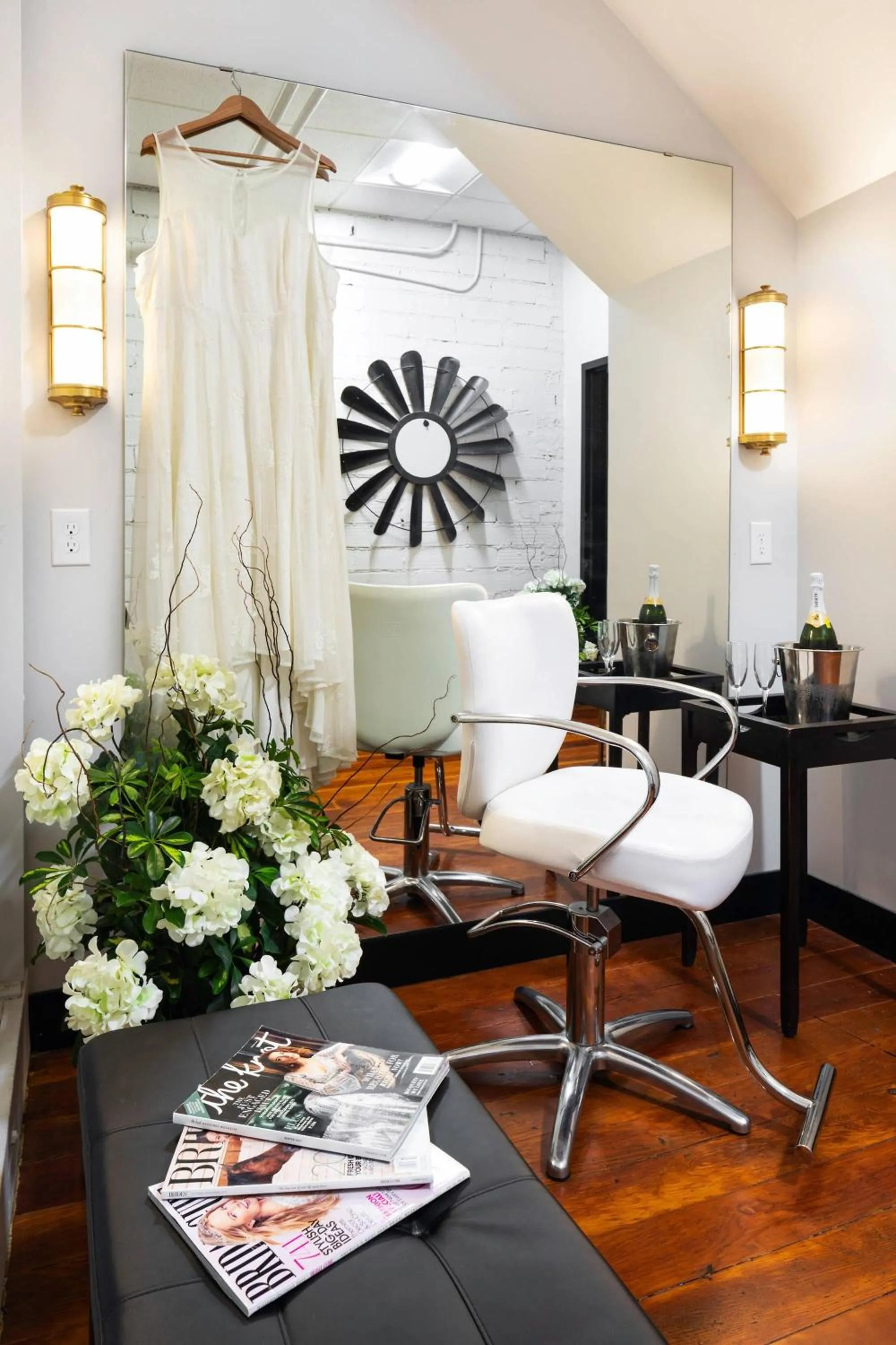 Bedroom in Hotel Grinnell, Ascend Hotel Collection