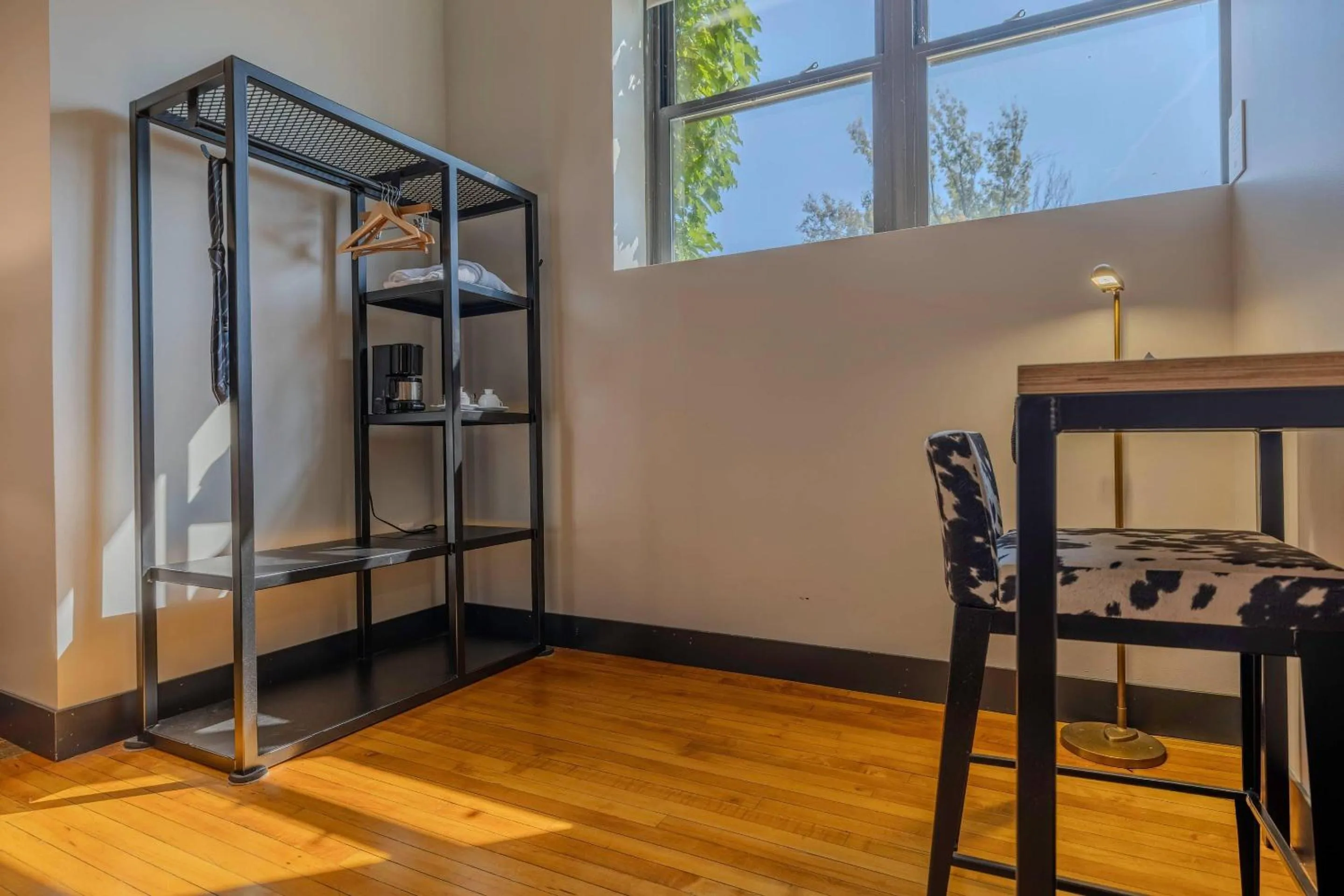 Bedroom, Bed in Hotel Grinnell, Ascend Hotel Collection