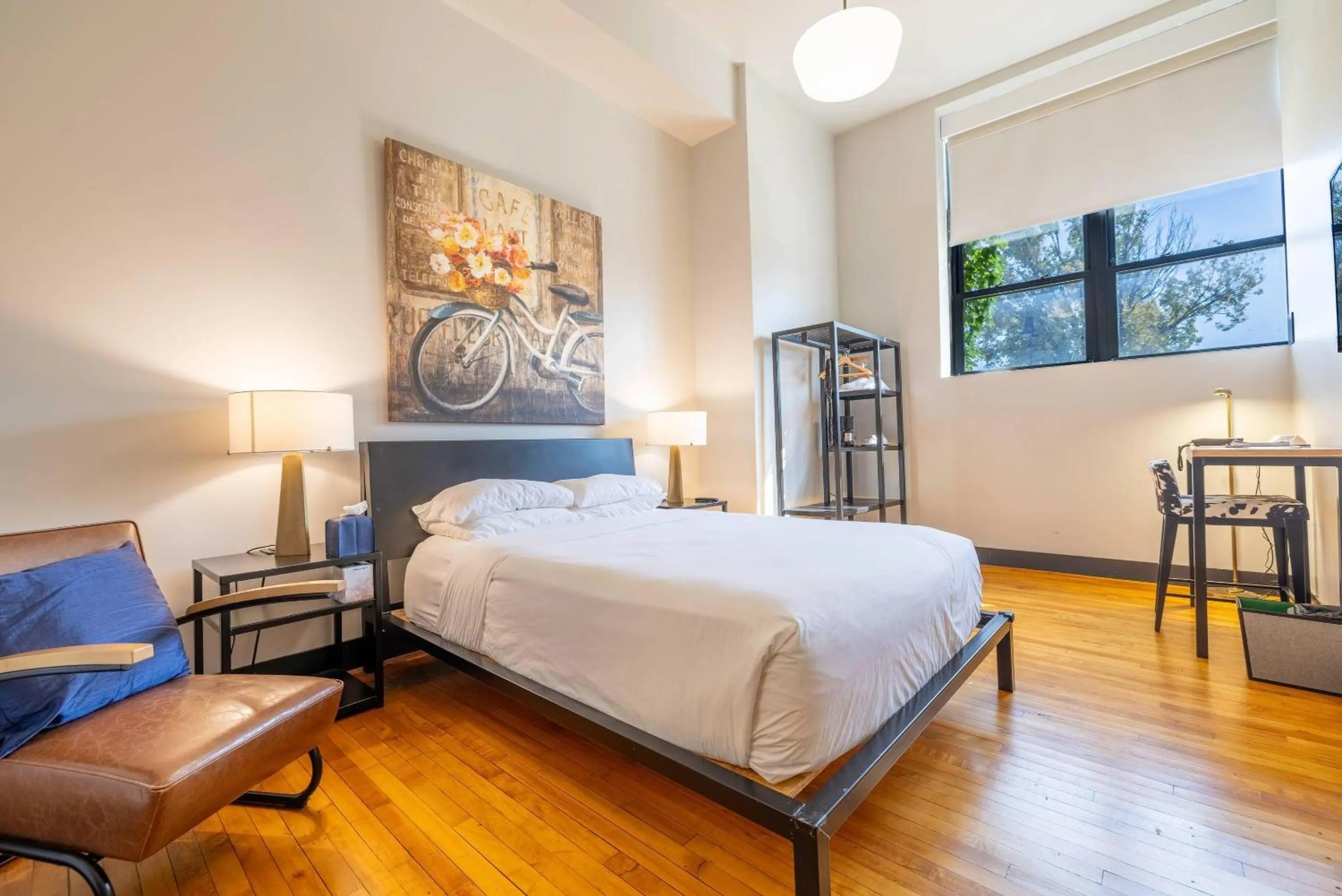 Bedroom, Bed in Hotel Grinnell, Ascend Hotel Collection