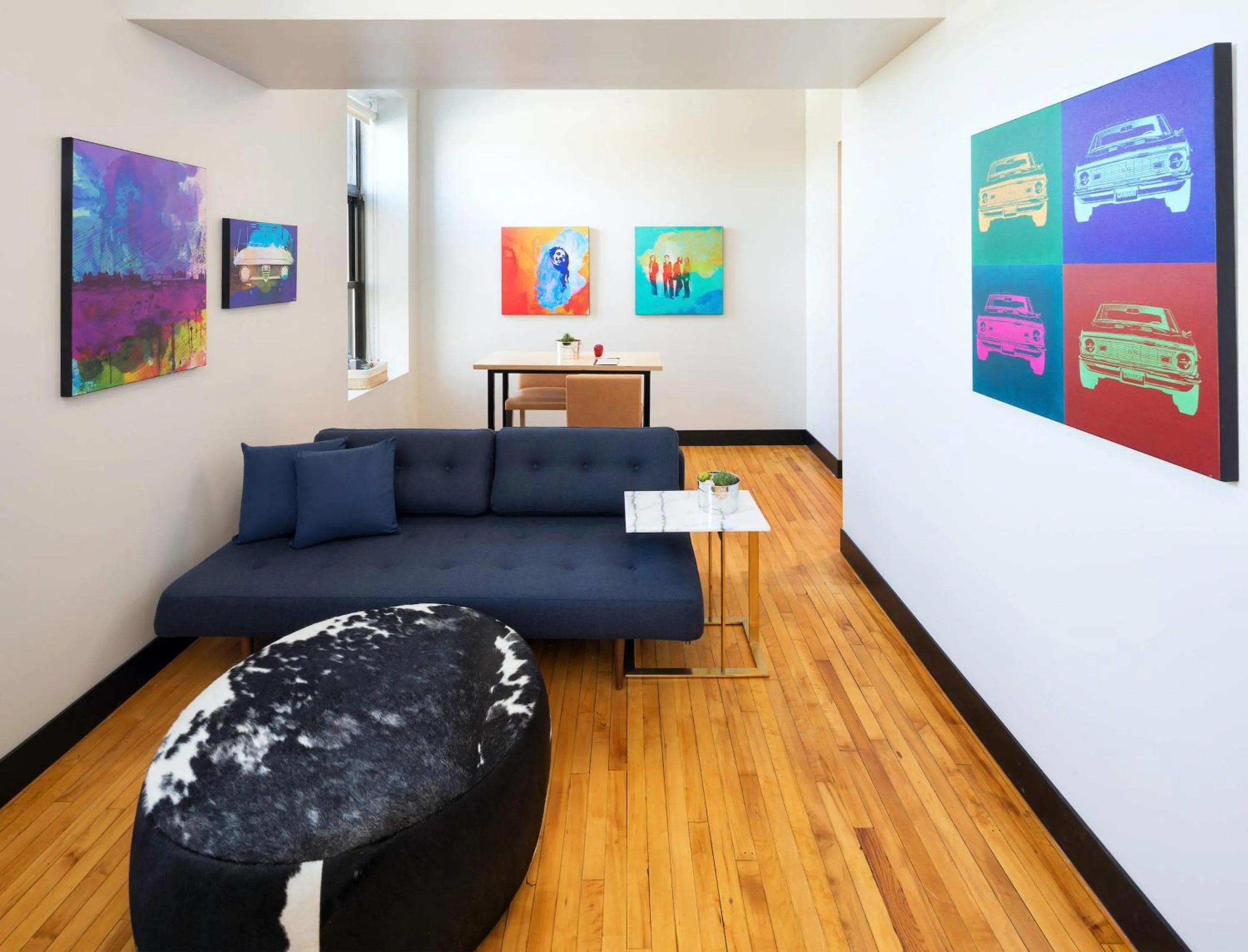 Bedroom in Hotel Grinnell, Ascend Hotel Collection