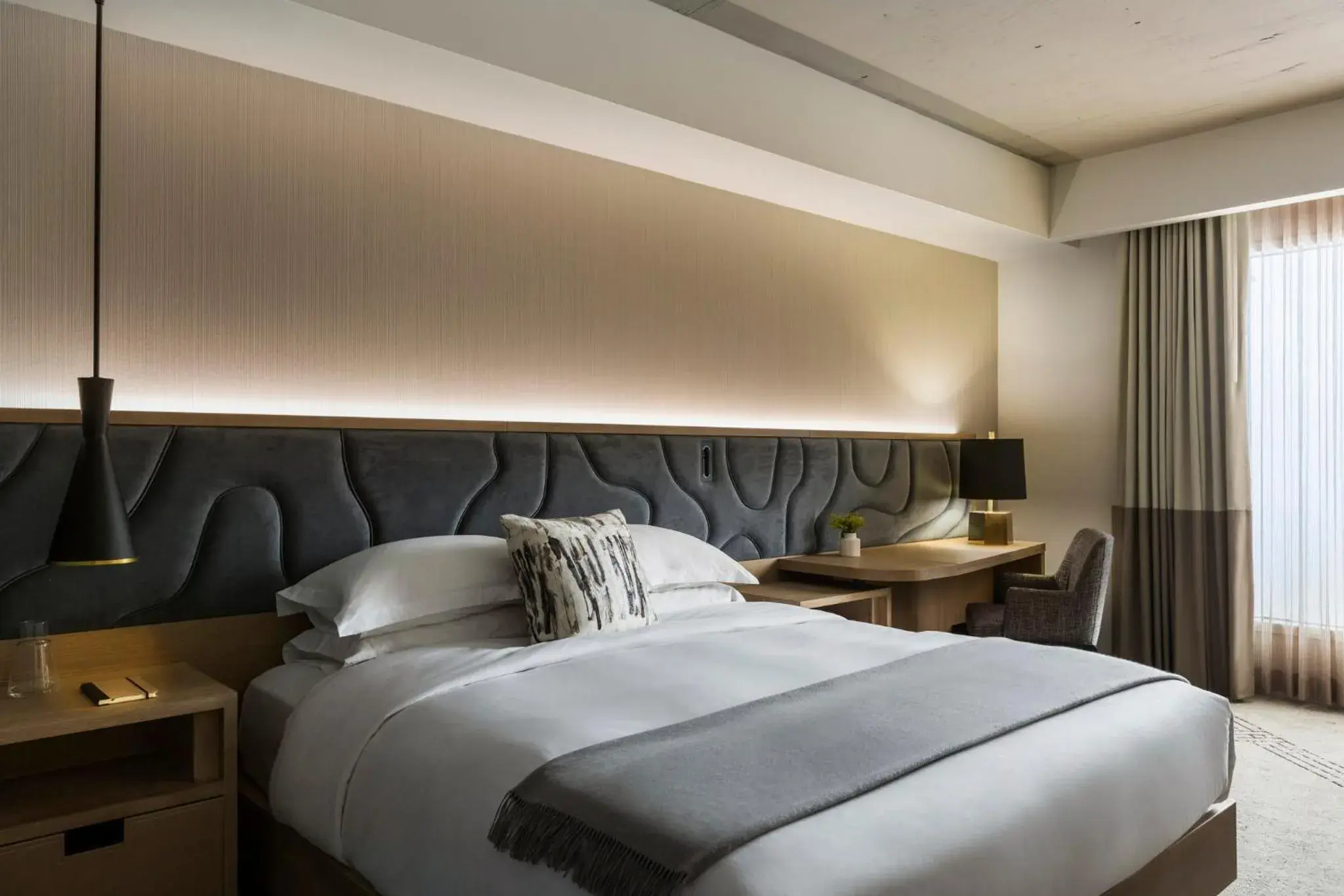 Essential King Room with View in Kimpton Sawyer Hotel by IHG Essential King Room with View in Kimpton Sawyer Hotel by IHG