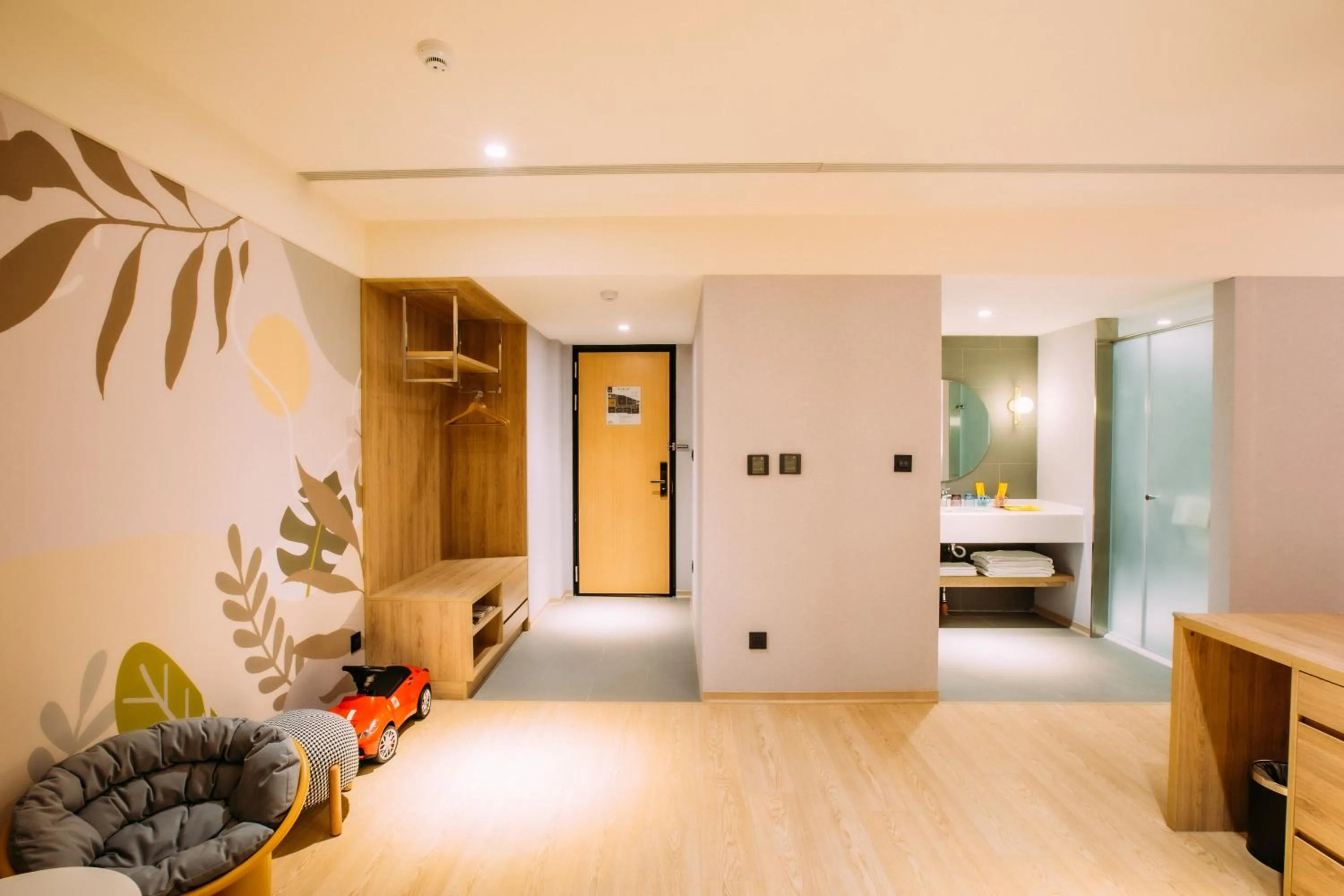 Photo of the whole room in Mega Hotel