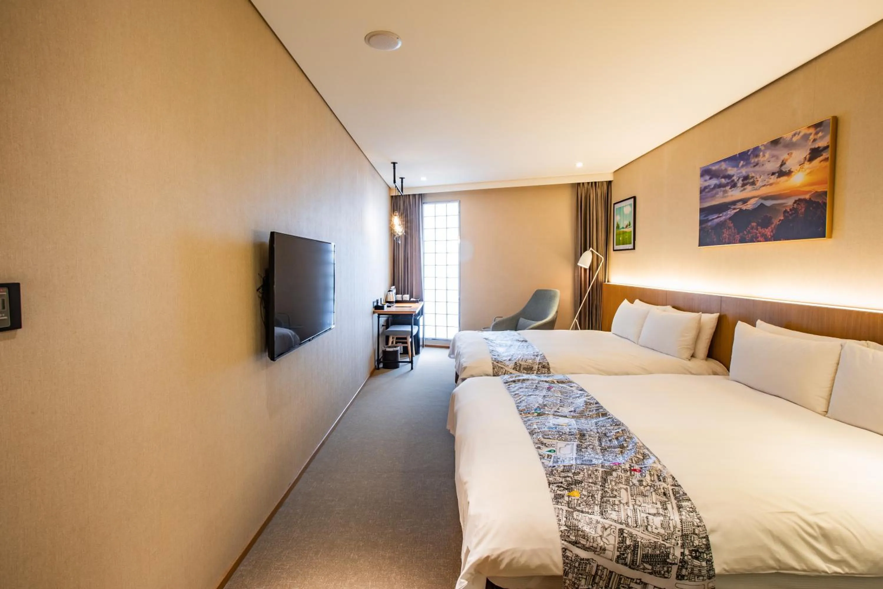 TV and multimedia in Mega Hotel