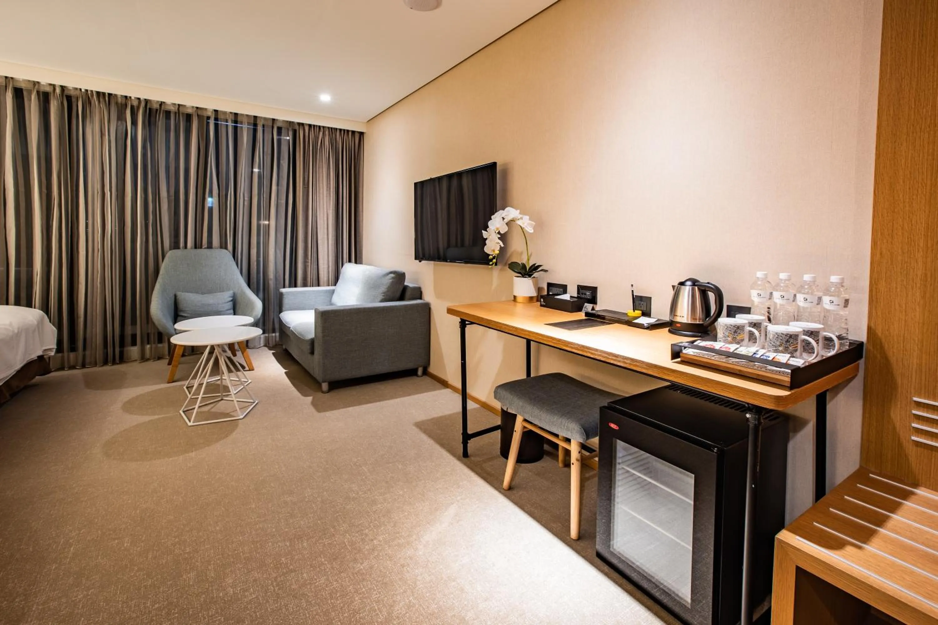 Coffee/tea facilities in Mega Hotel