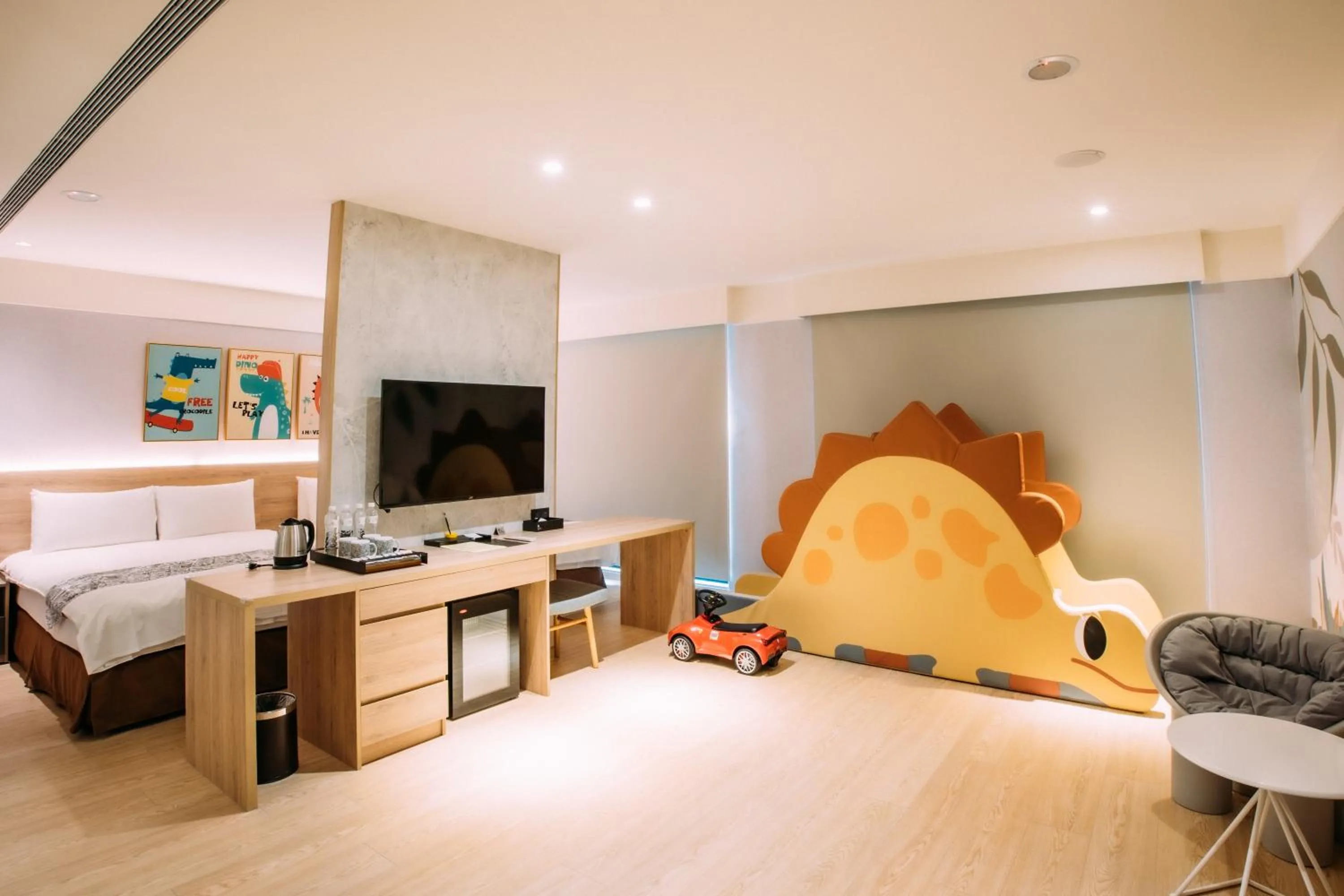 Living room in Mega Hotel