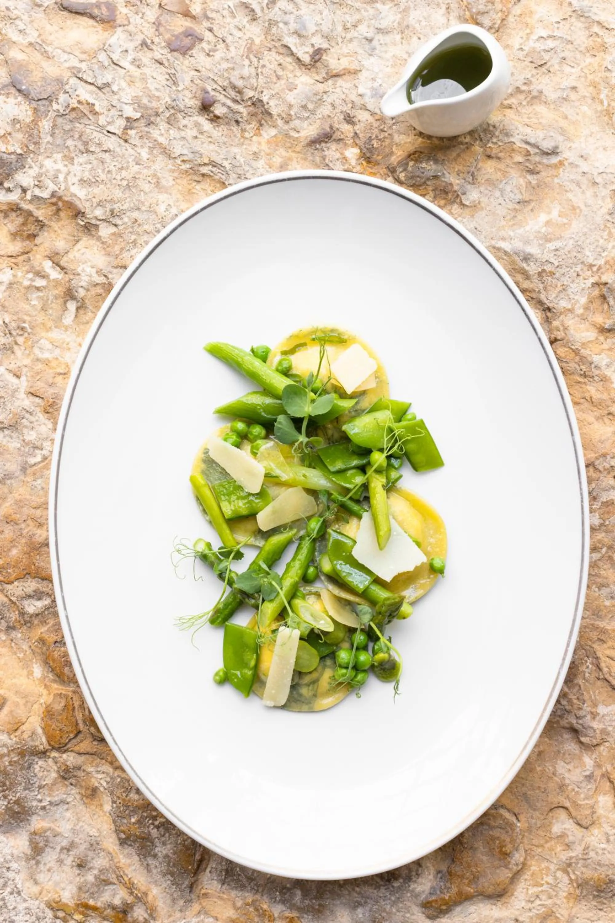 Restaurant/places to eat in Hostellerie De L'abbaye De La Celle - Teritoria