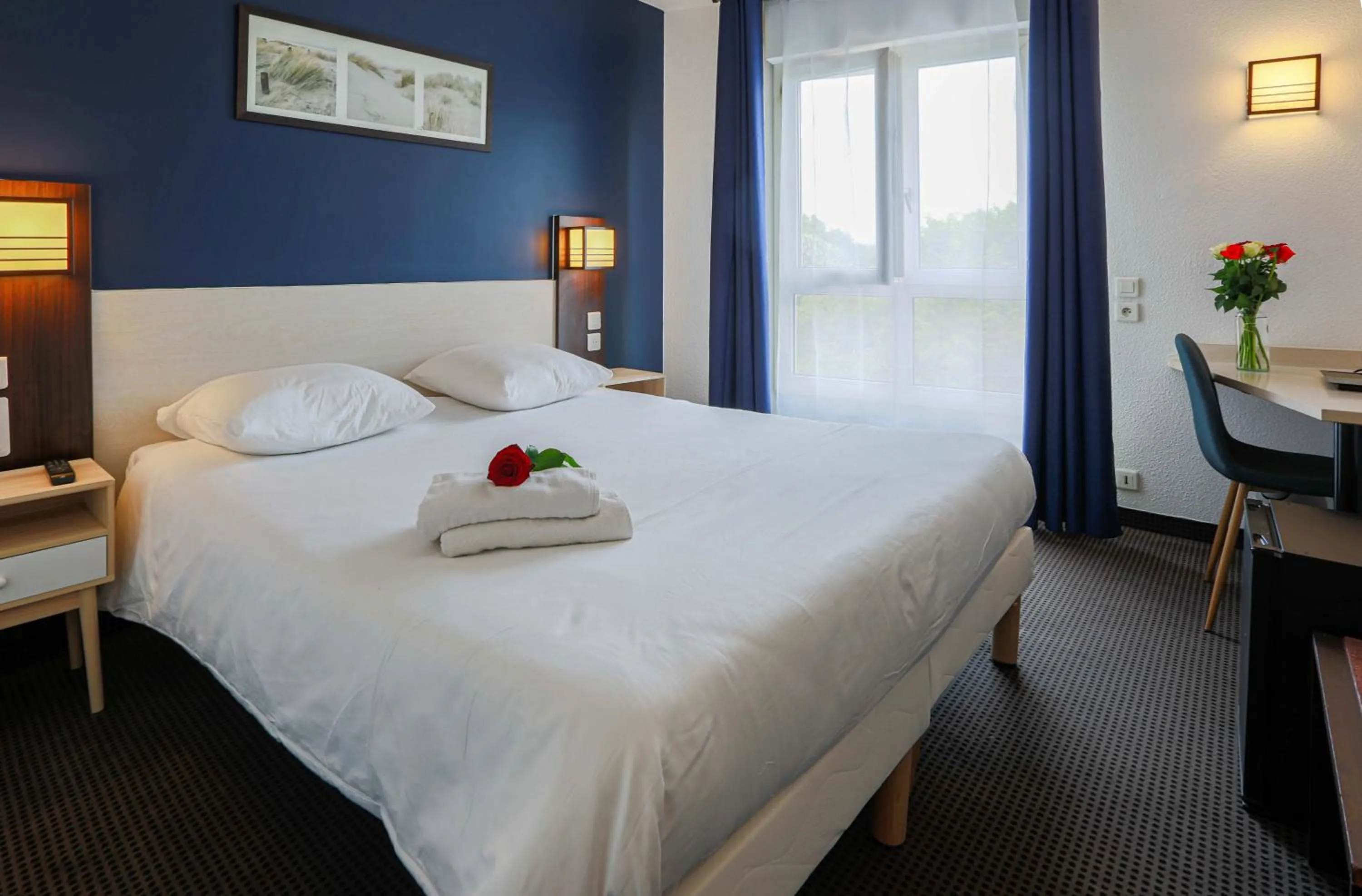 Bed in Urban by balladins Eaubonne