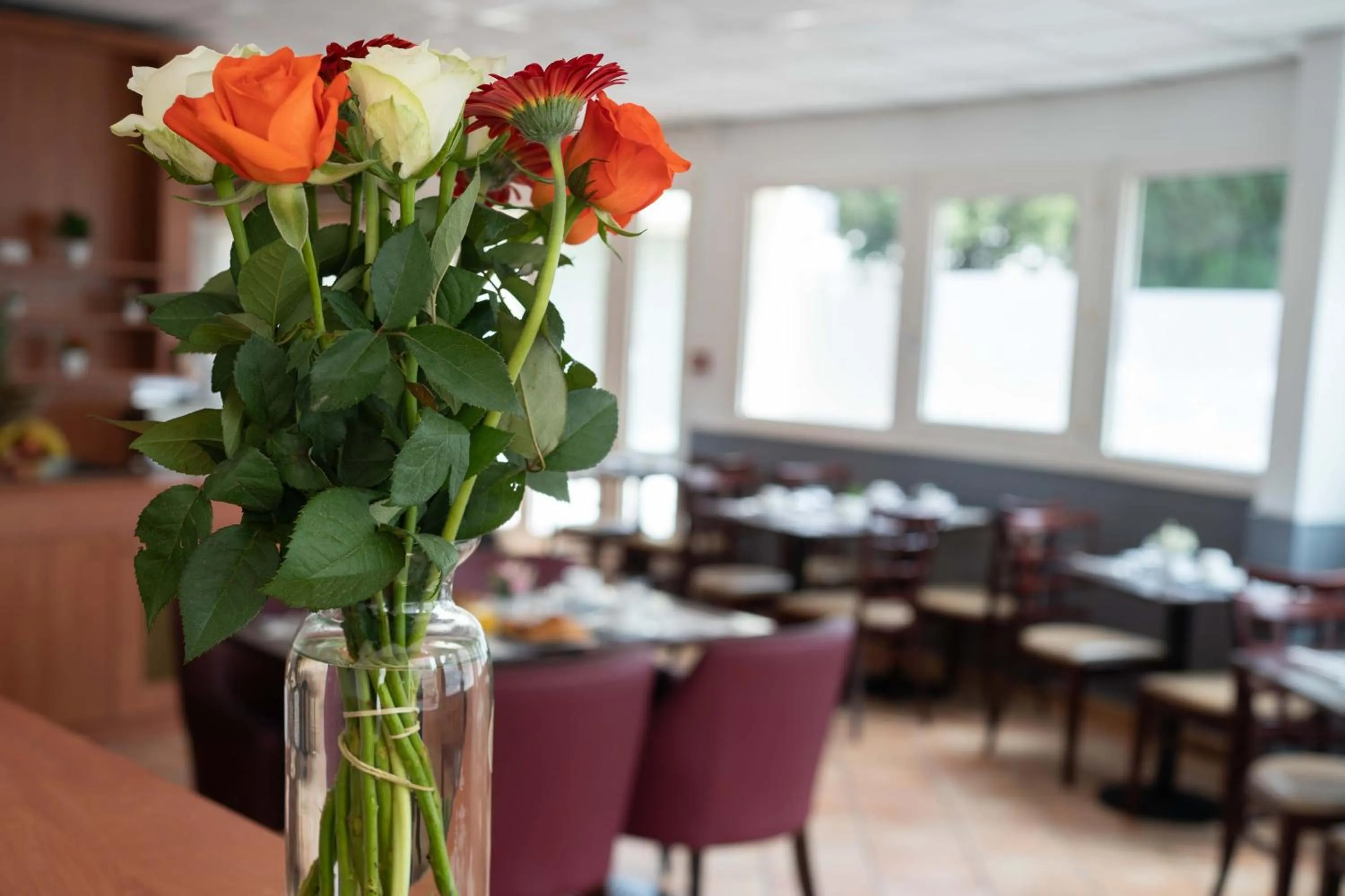 Restaurant/Places to Eat in Urban by balladins Eaubonne