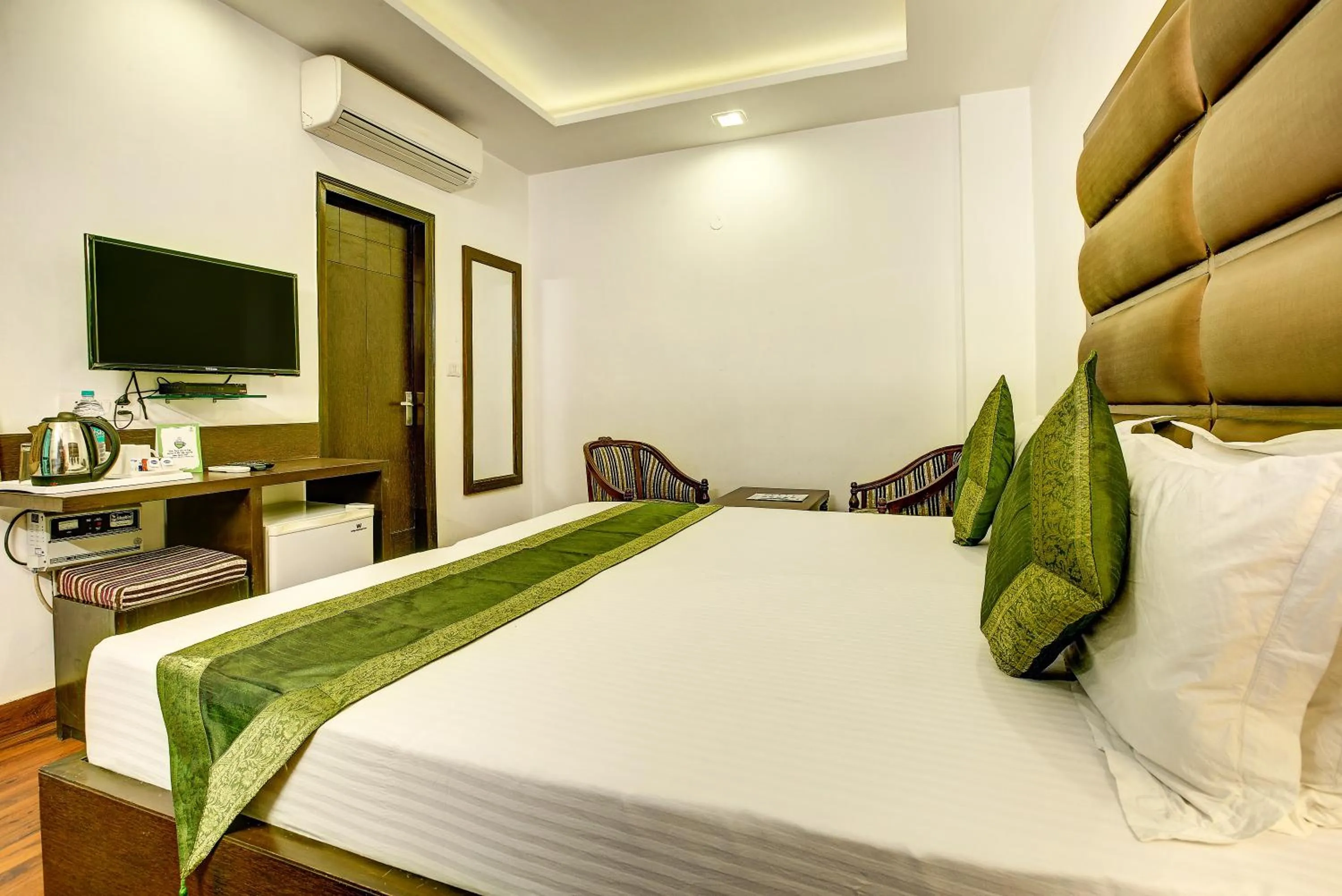 Bedroom, Bed in Treebo C T International