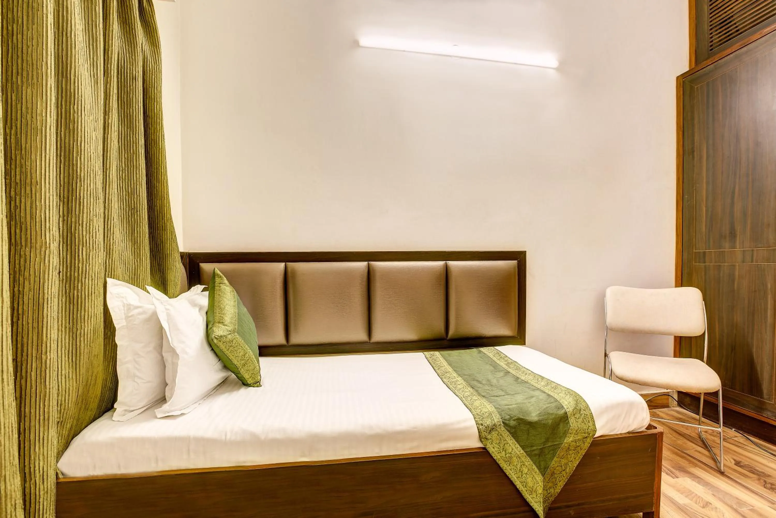 Bedroom, Bed in Treebo C T International