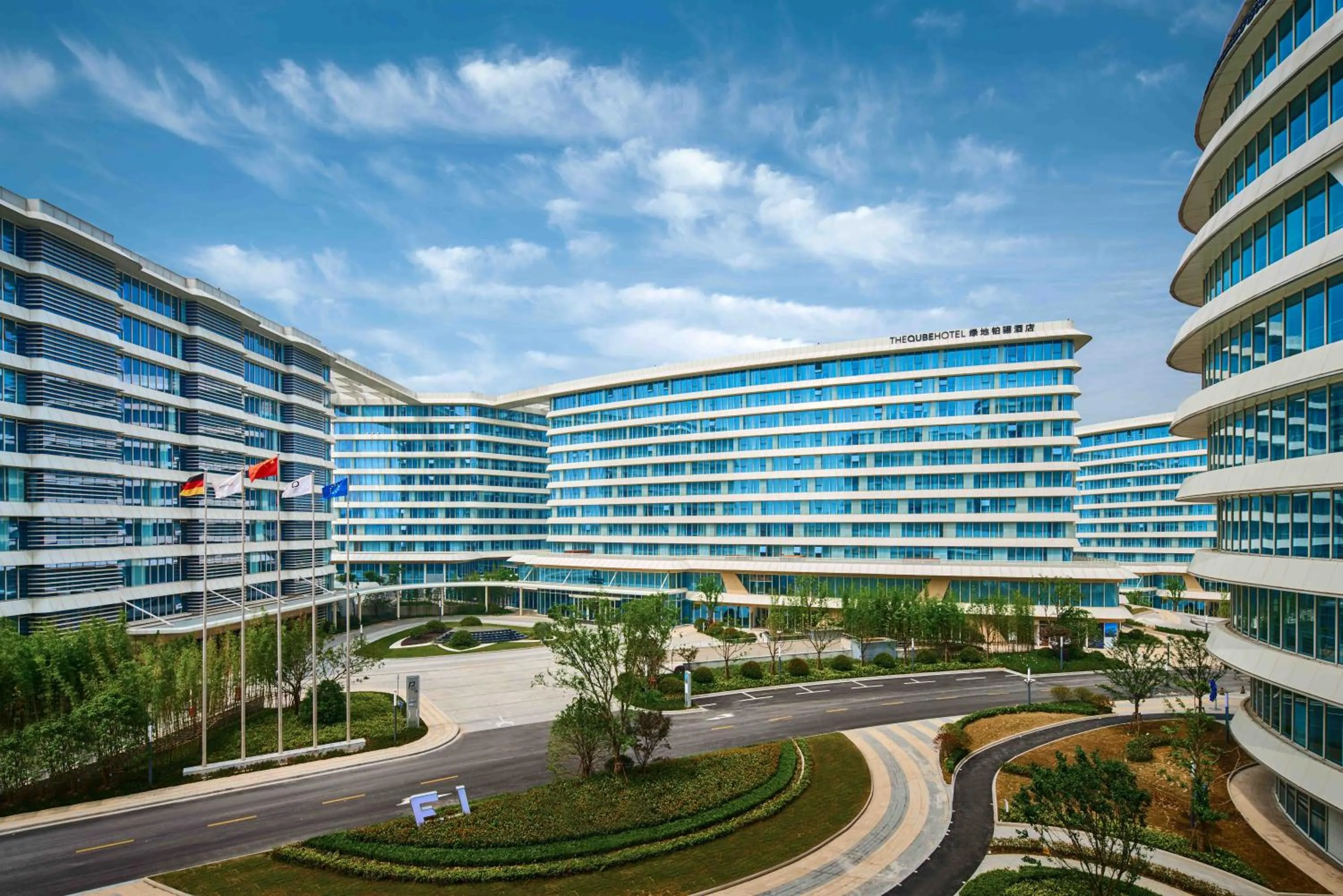 Property building in The QUBE Hotel Shanghai Hongqiao