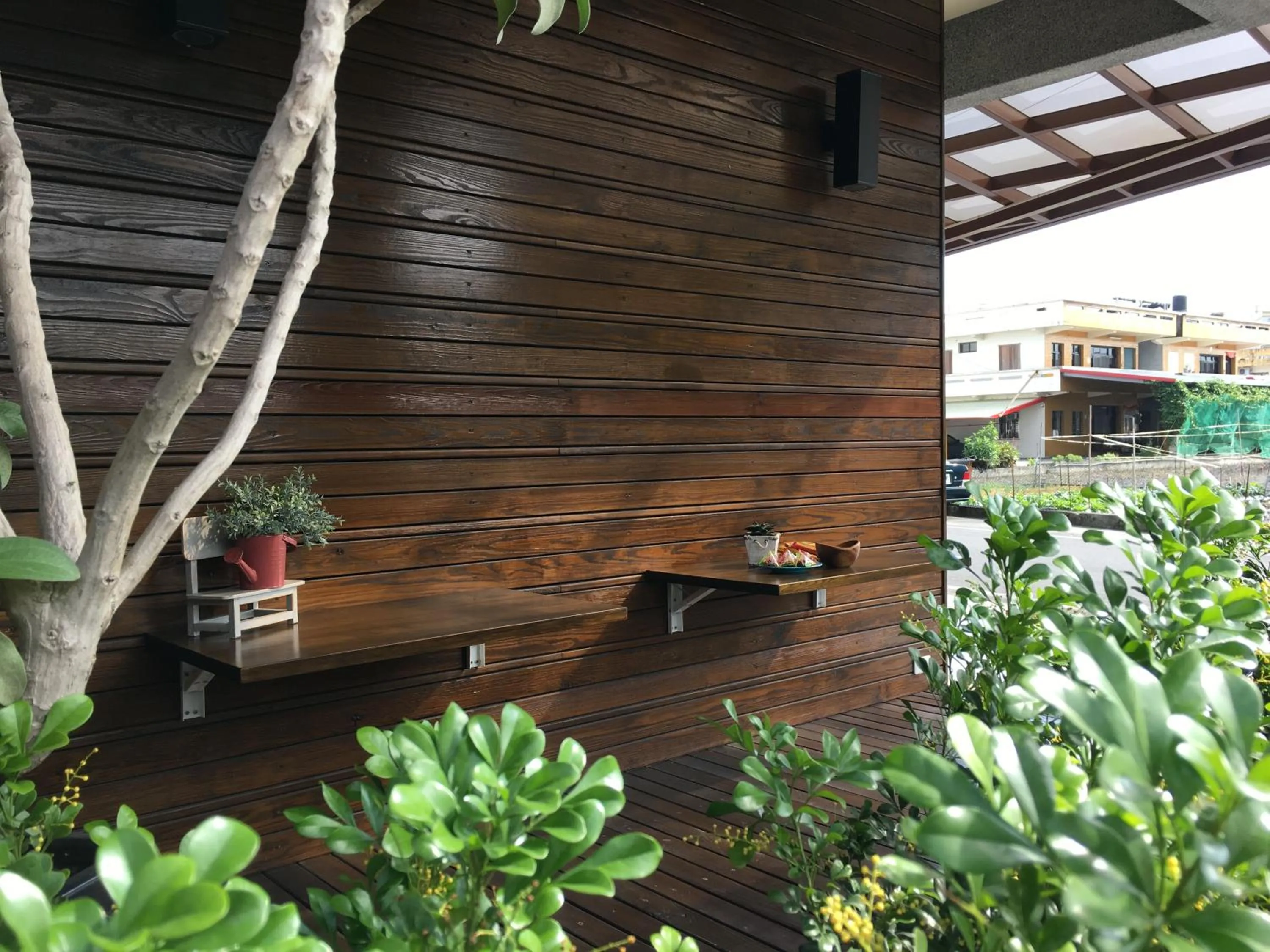 Decorative detail in Spring Tree