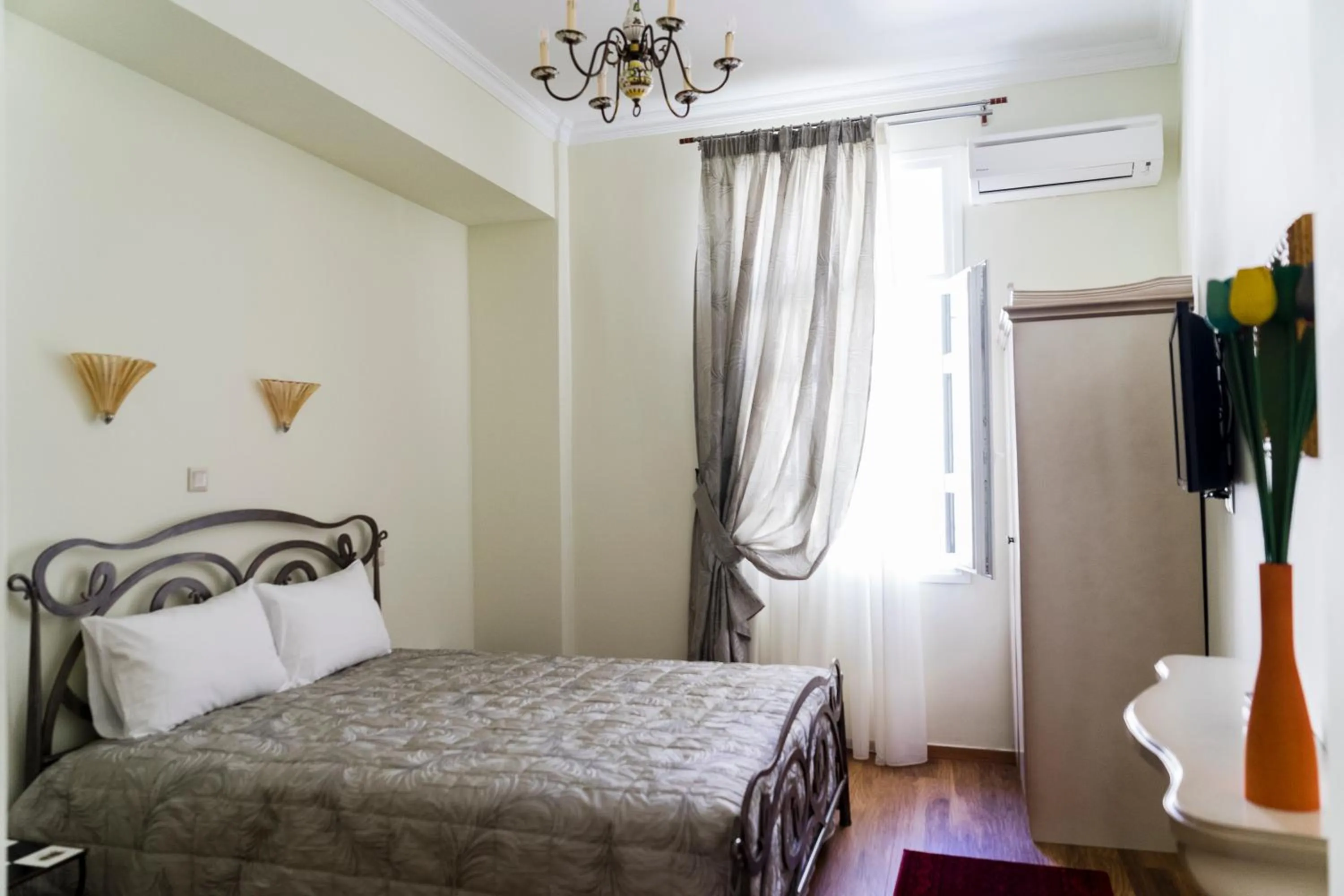 Bedroom, Bed in Le Bijou Luxury Rooms & Suites