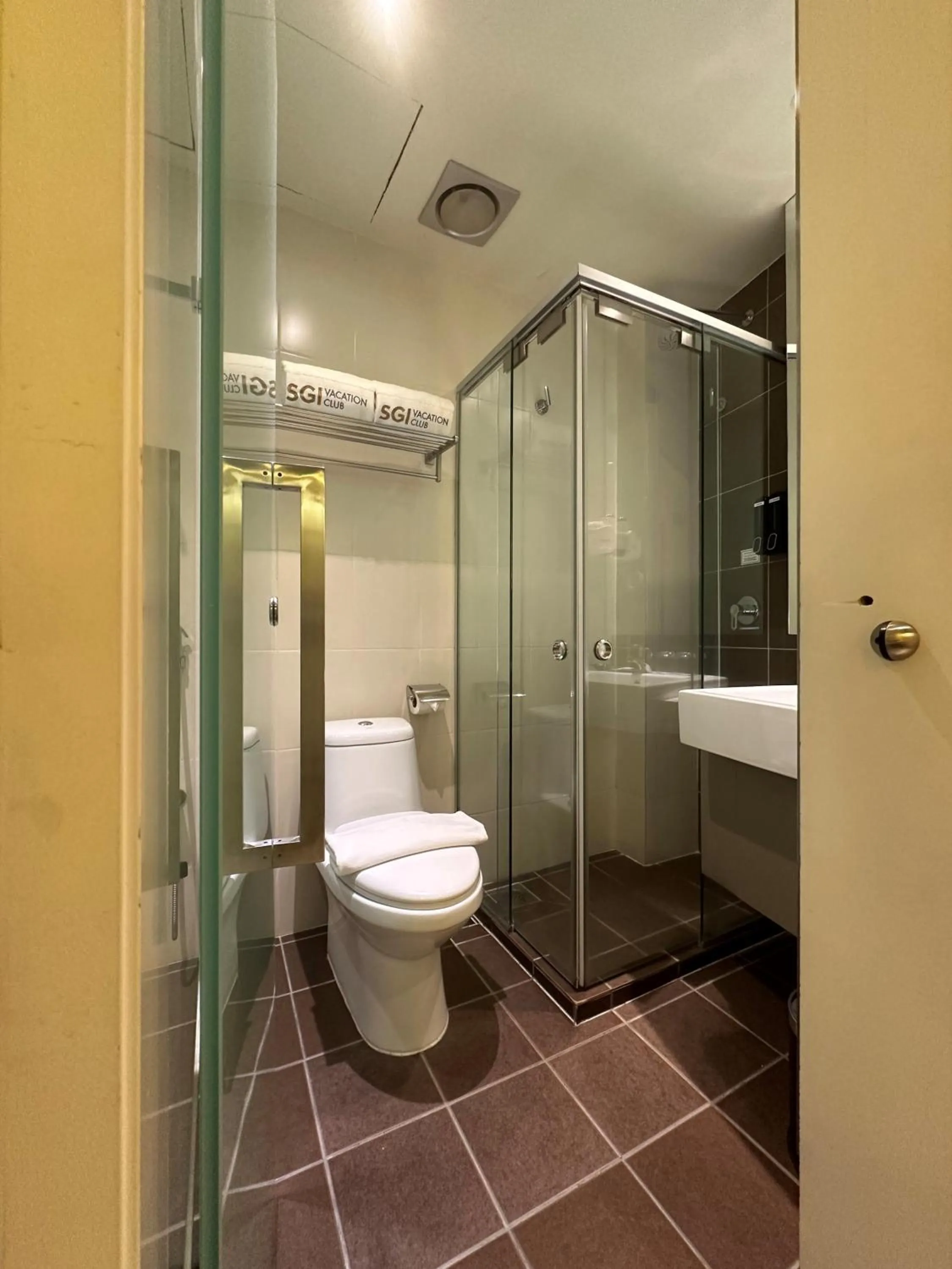 Shower in SGI Vacation Club Hotel