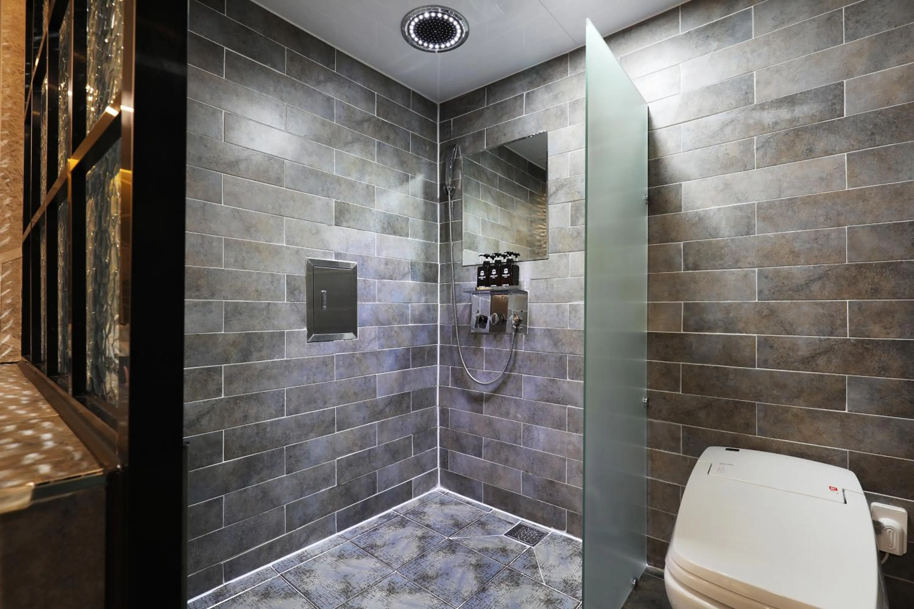 Bathroom in Hotel Mondavi