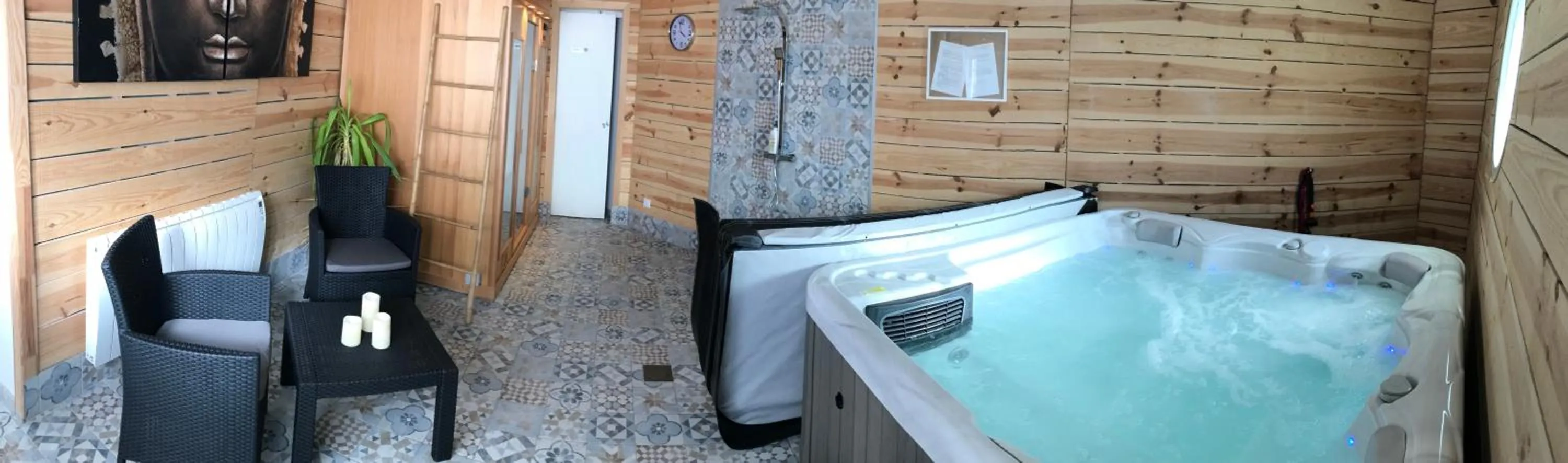 Hot Tub, Bed in L'hostellerie de Sèvremont