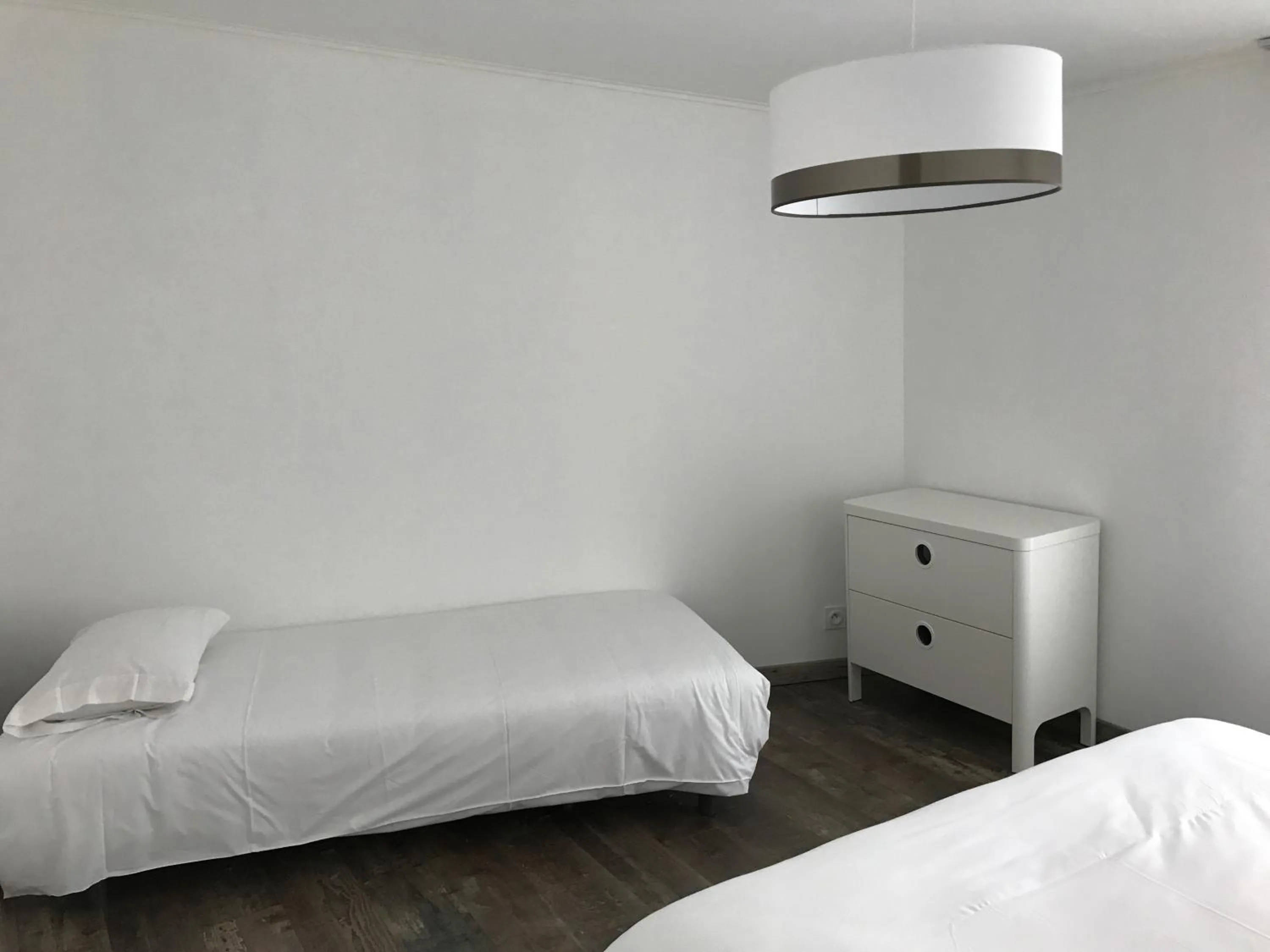 Bedroom, Bed in L'hostellerie de Sèvremont