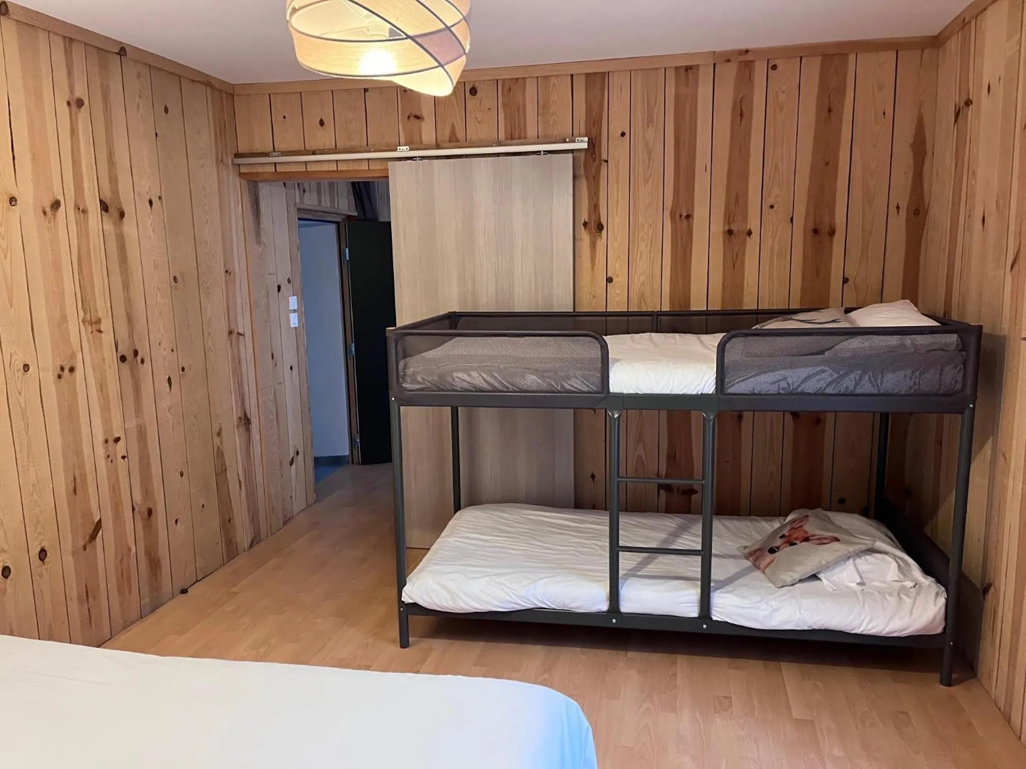 bunk bed, Bed in L'hostellerie de Sèvremont