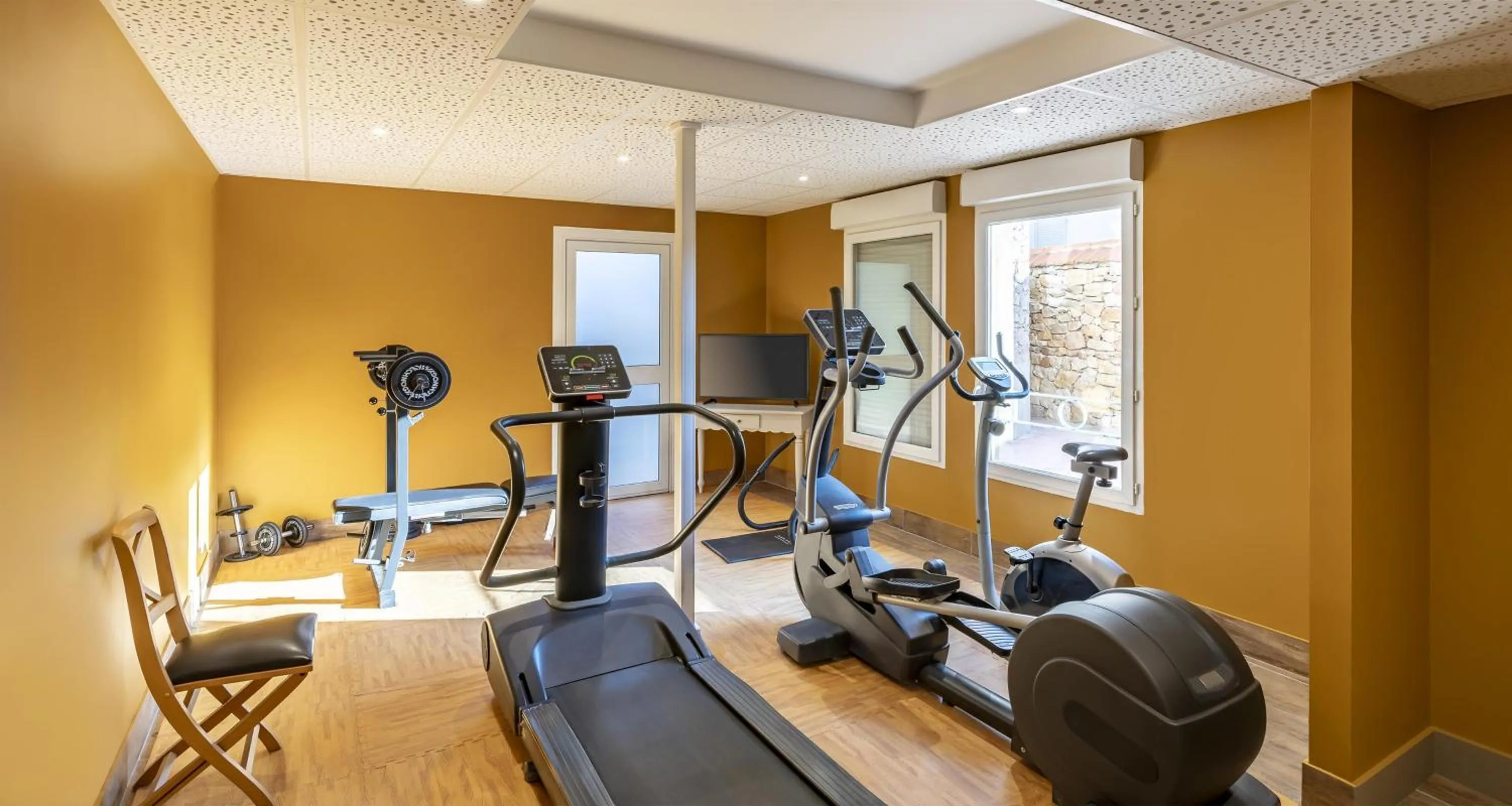 Fitness centre/facilities in Best Western Plus Sanary