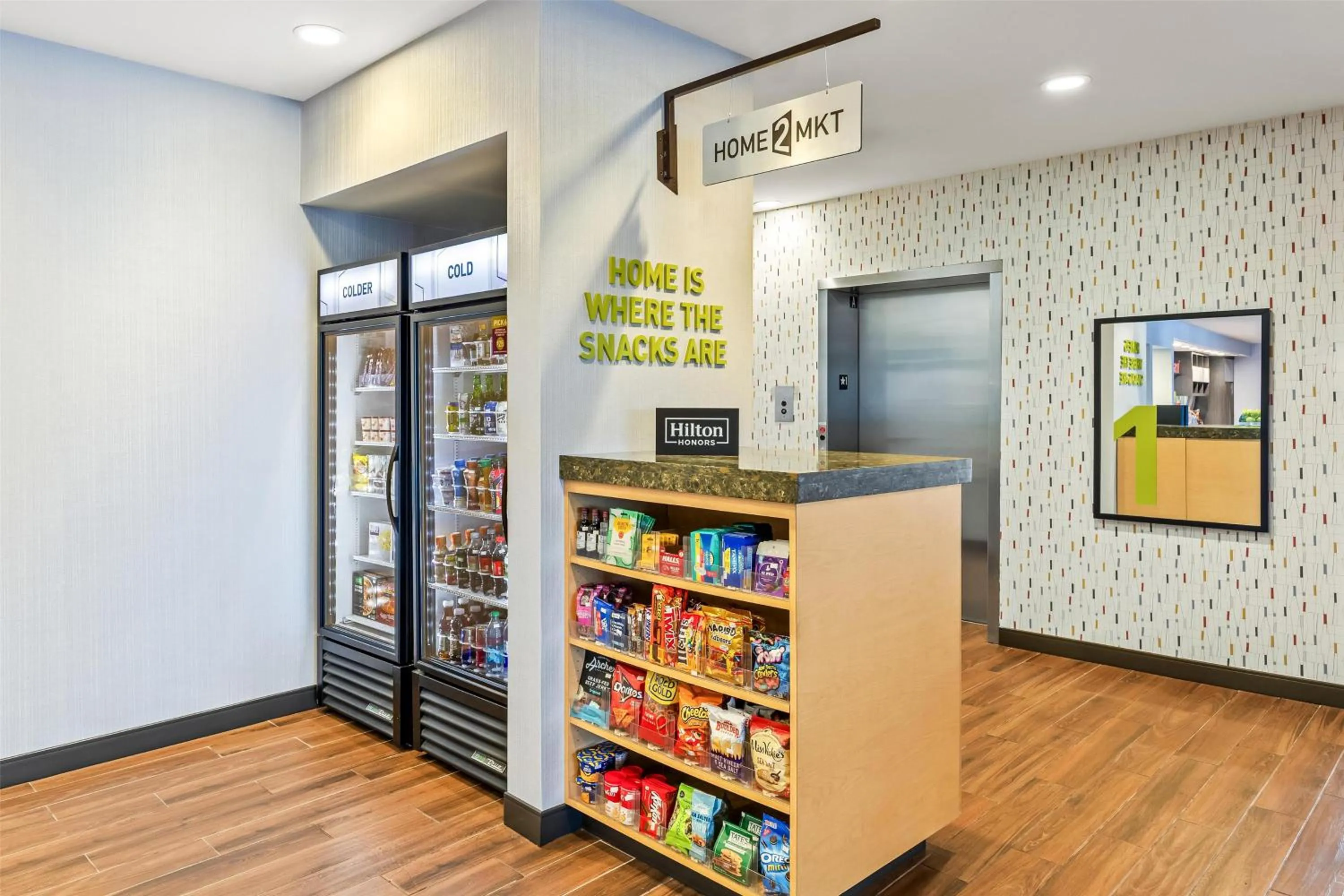 Restaurant/places to eat in Home2 Suites By Hilton Youngstown