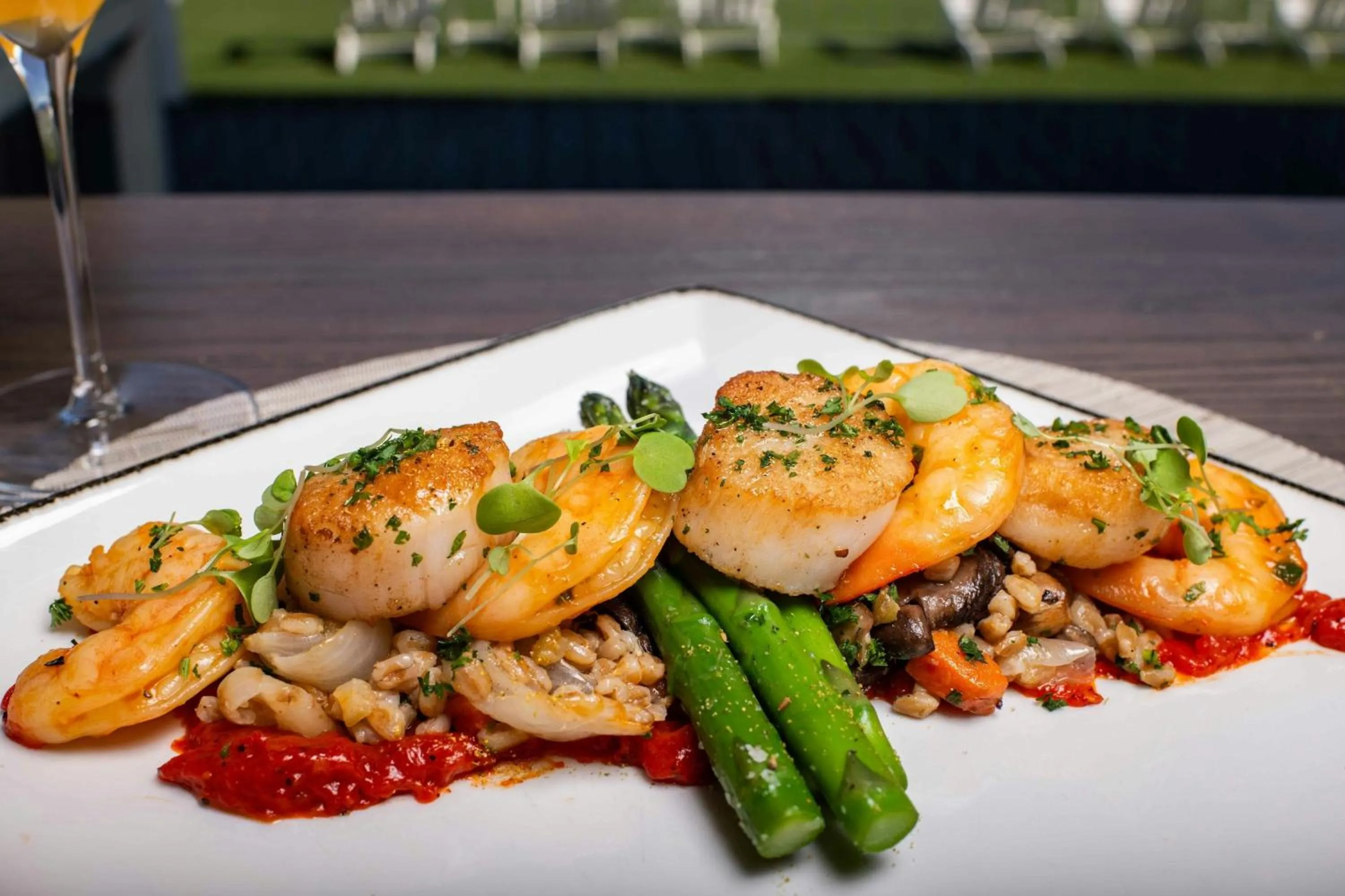 Restaurant/places to eat in Marriott Virginia Beach Oceanfront Resort