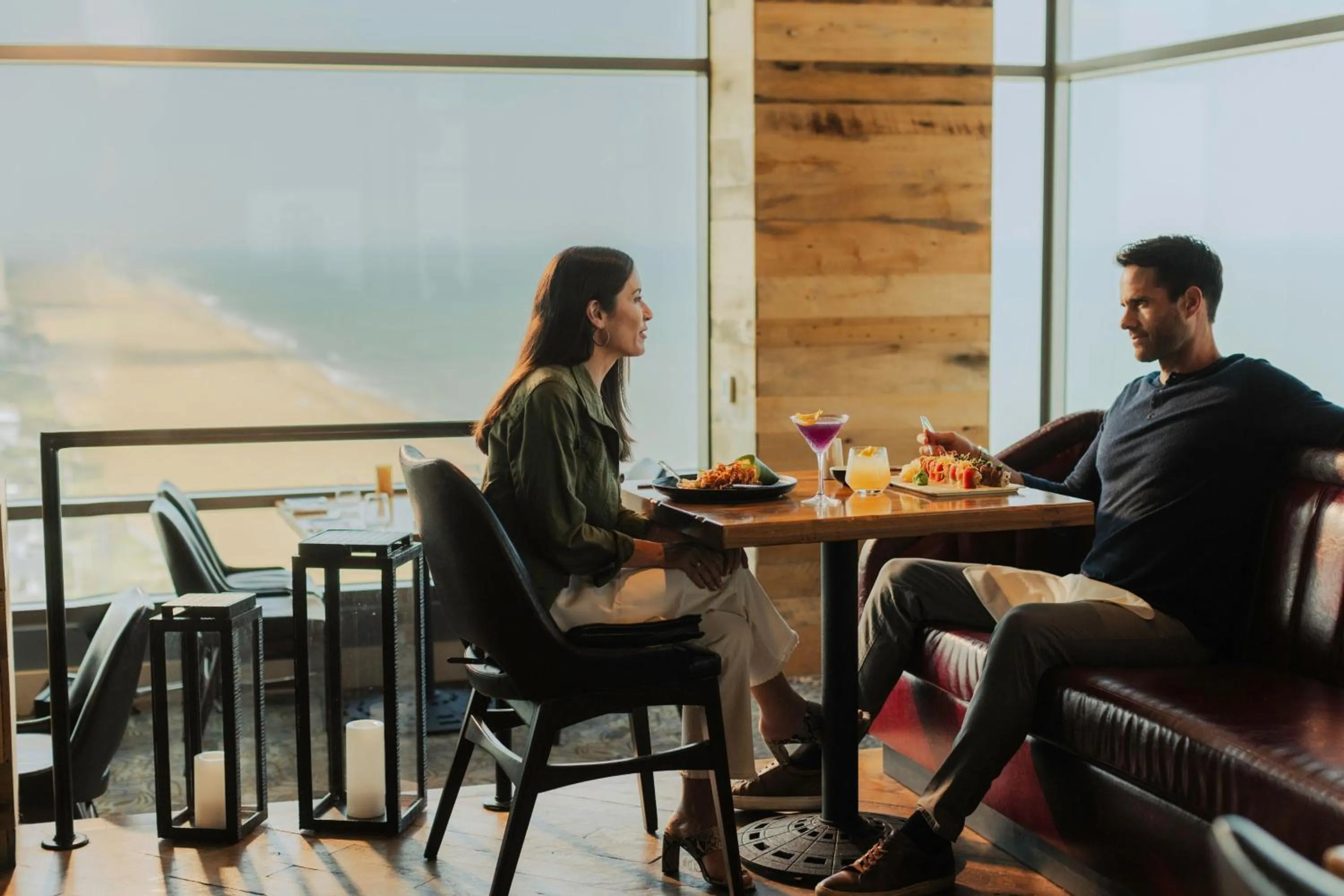 Restaurant/places to eat in Marriott Virginia Beach Oceanfront Resort