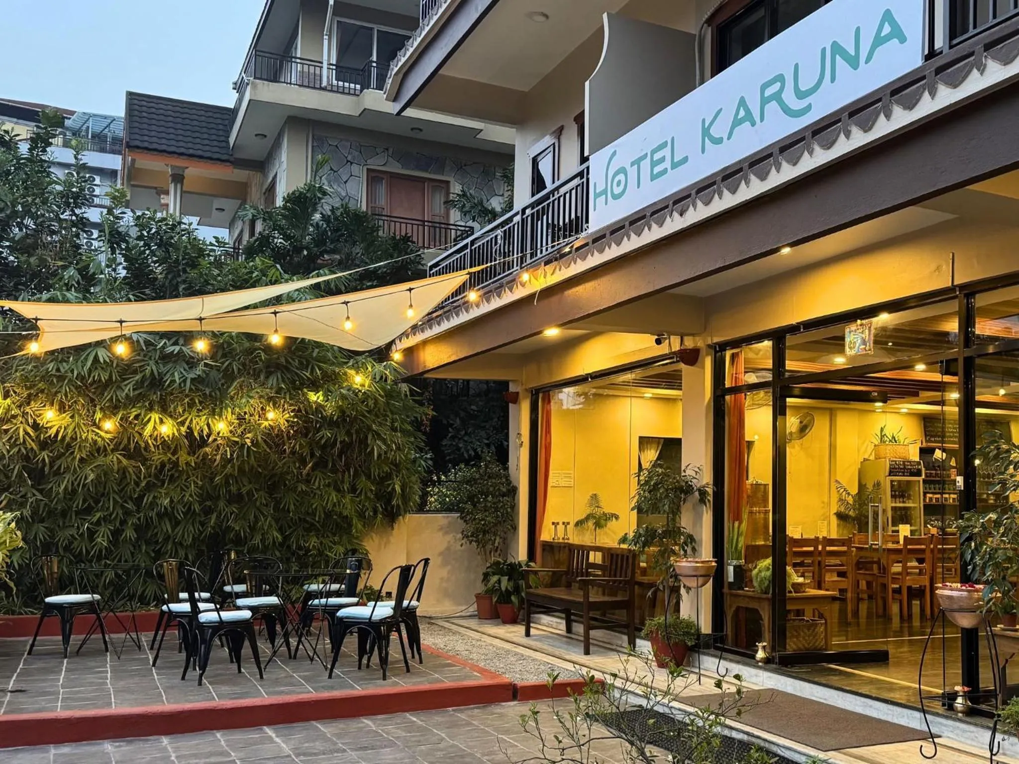 Facade/entrance in Hotel Karuna