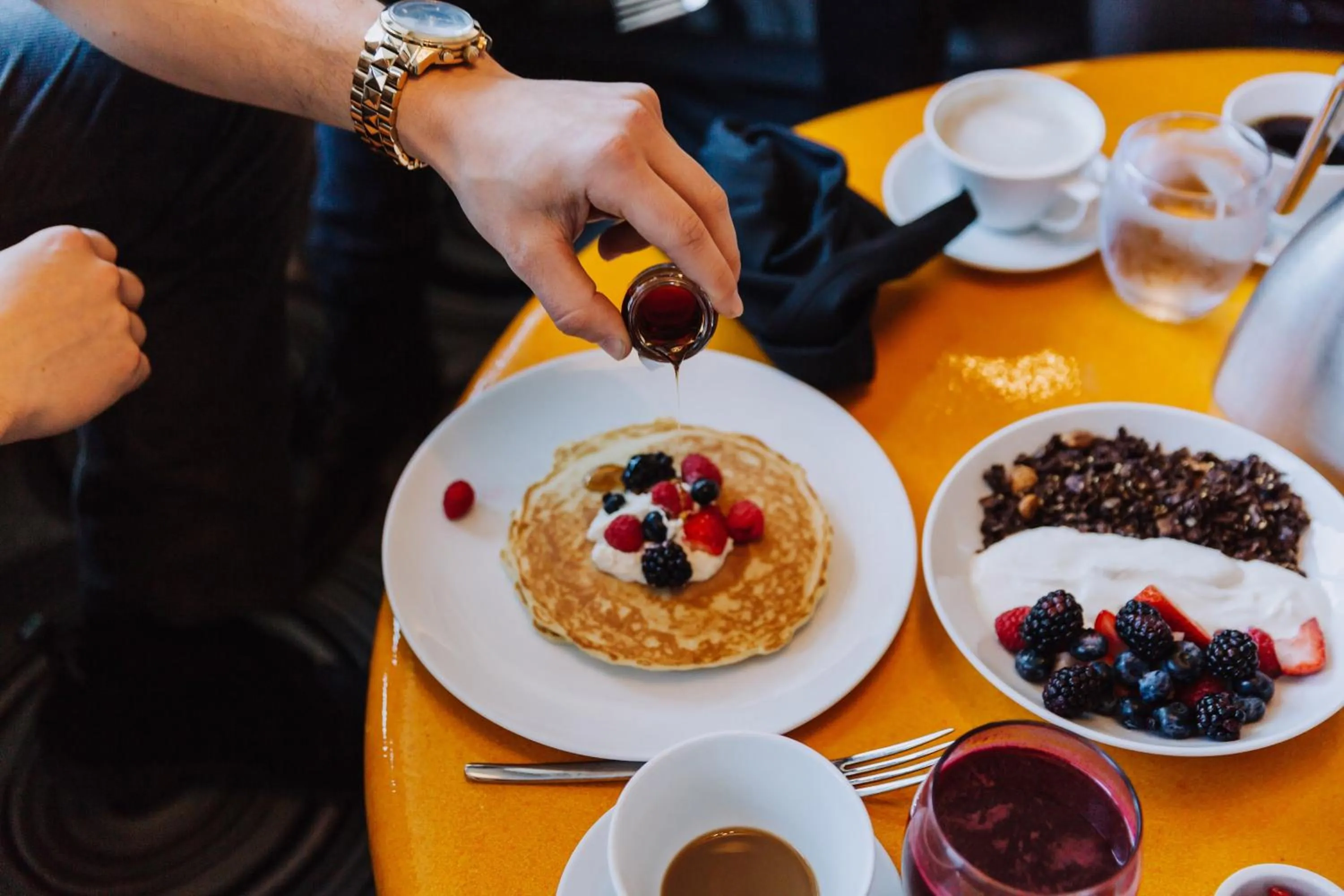 Restaurant/places to eat in W Bellevue