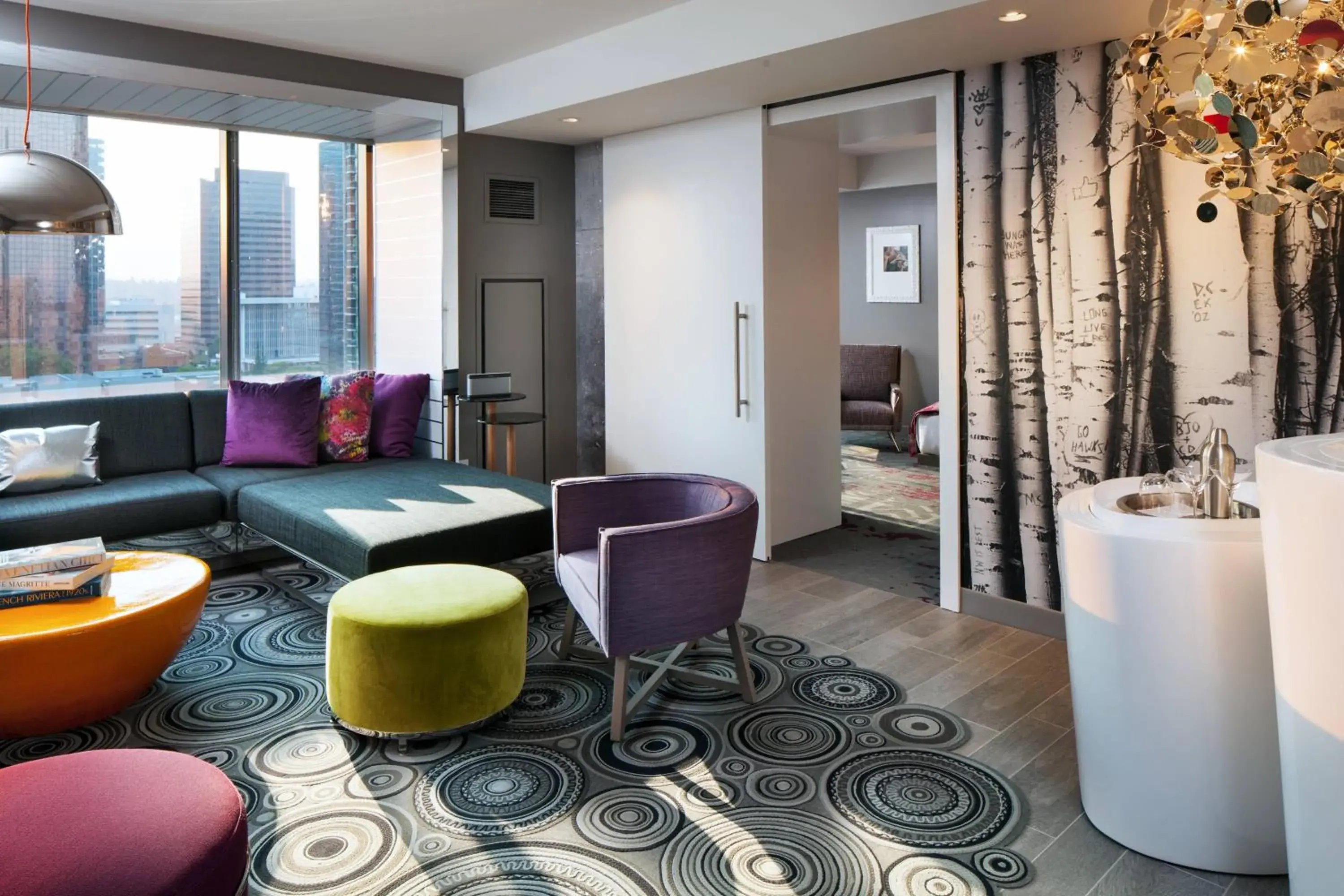 Marvelous, Suite, 1 King, City view in W Bellevue Marvelous, Suite, 1 King, City view in W Bellevue