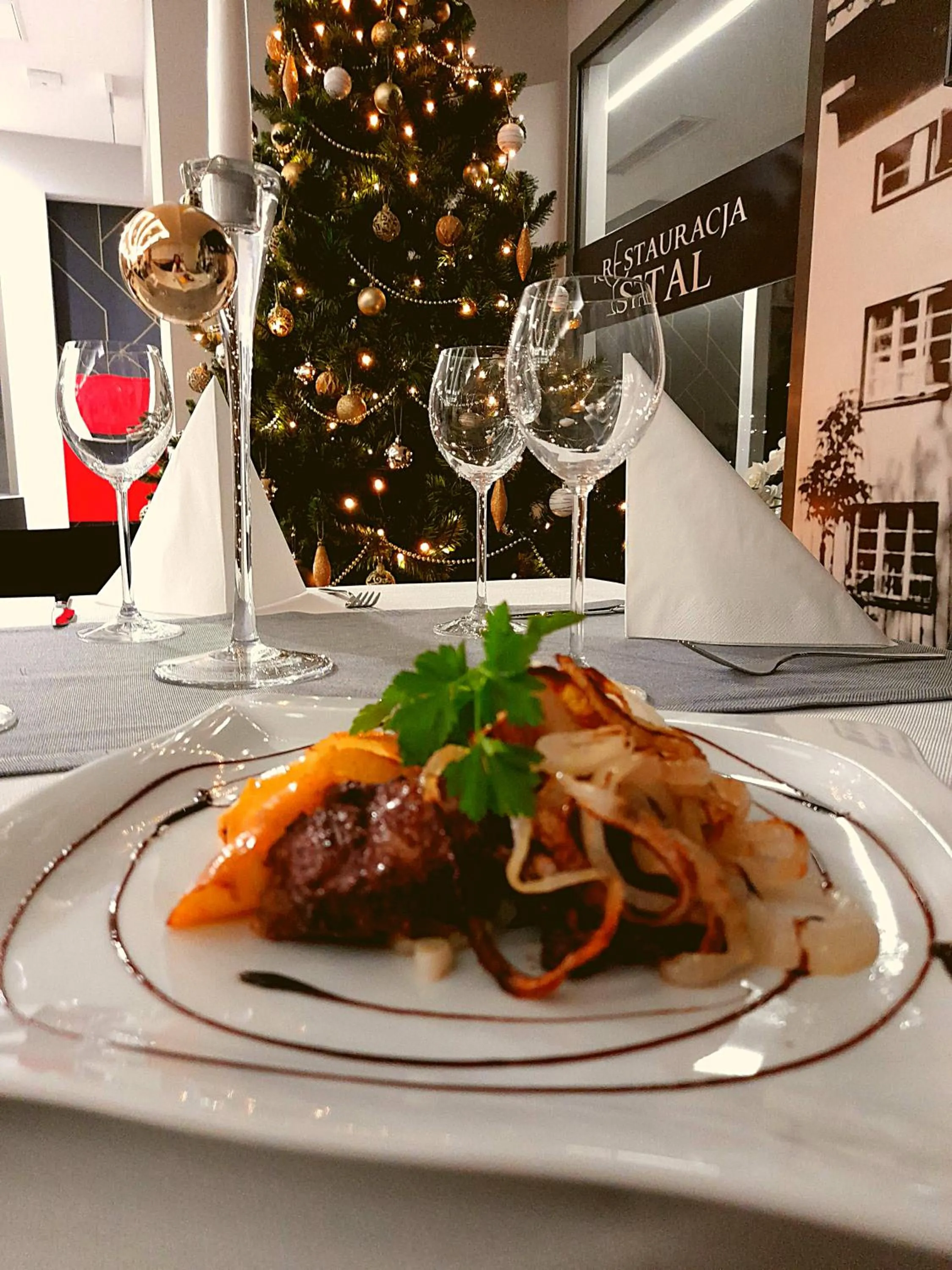 Restaurant/places to eat in Hotel Stal