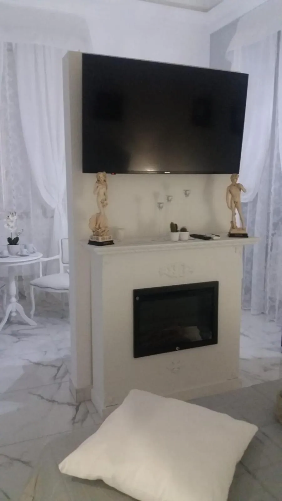 TV and multimedia in Barberini Dream