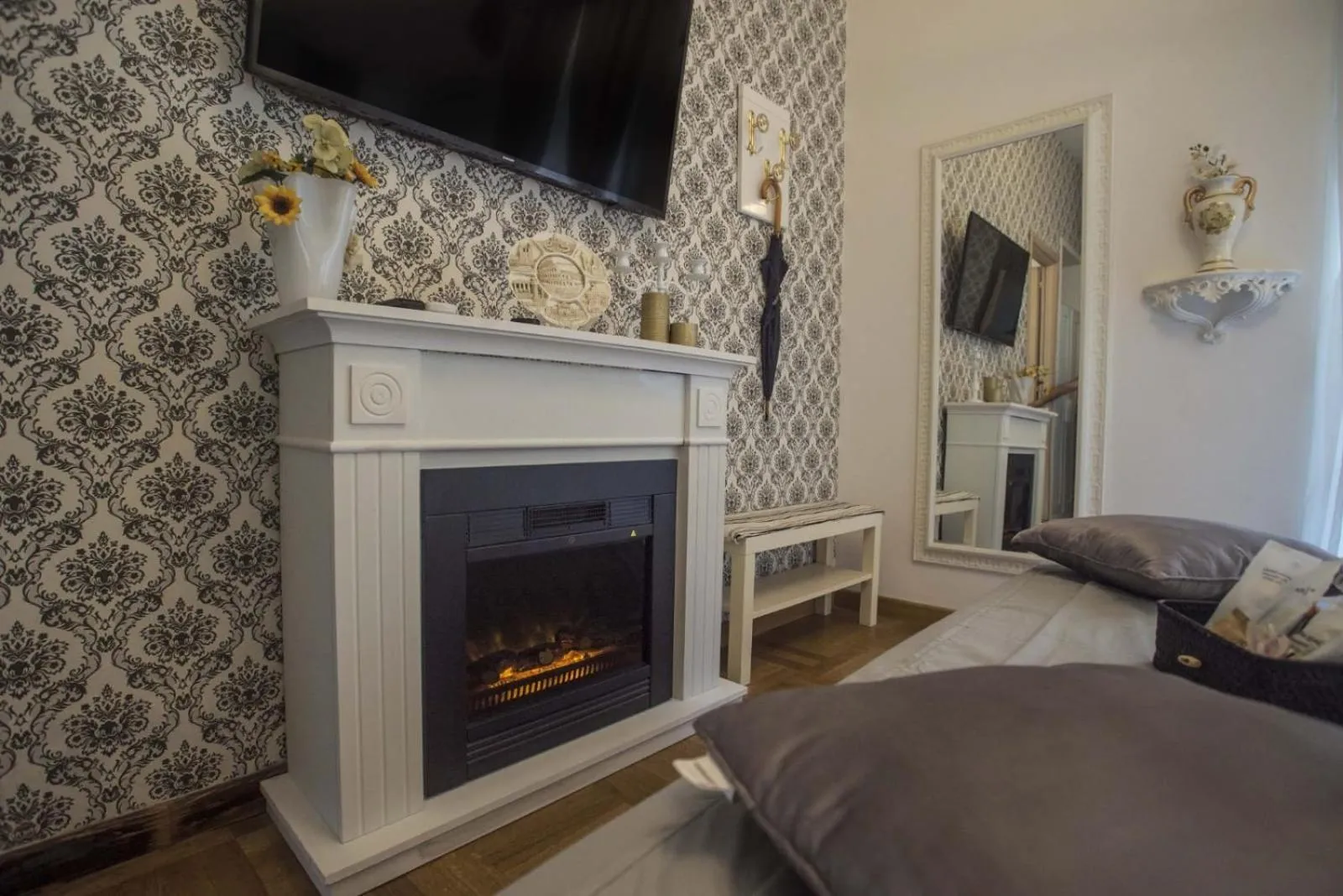 TV and multimedia in Barberini Dream