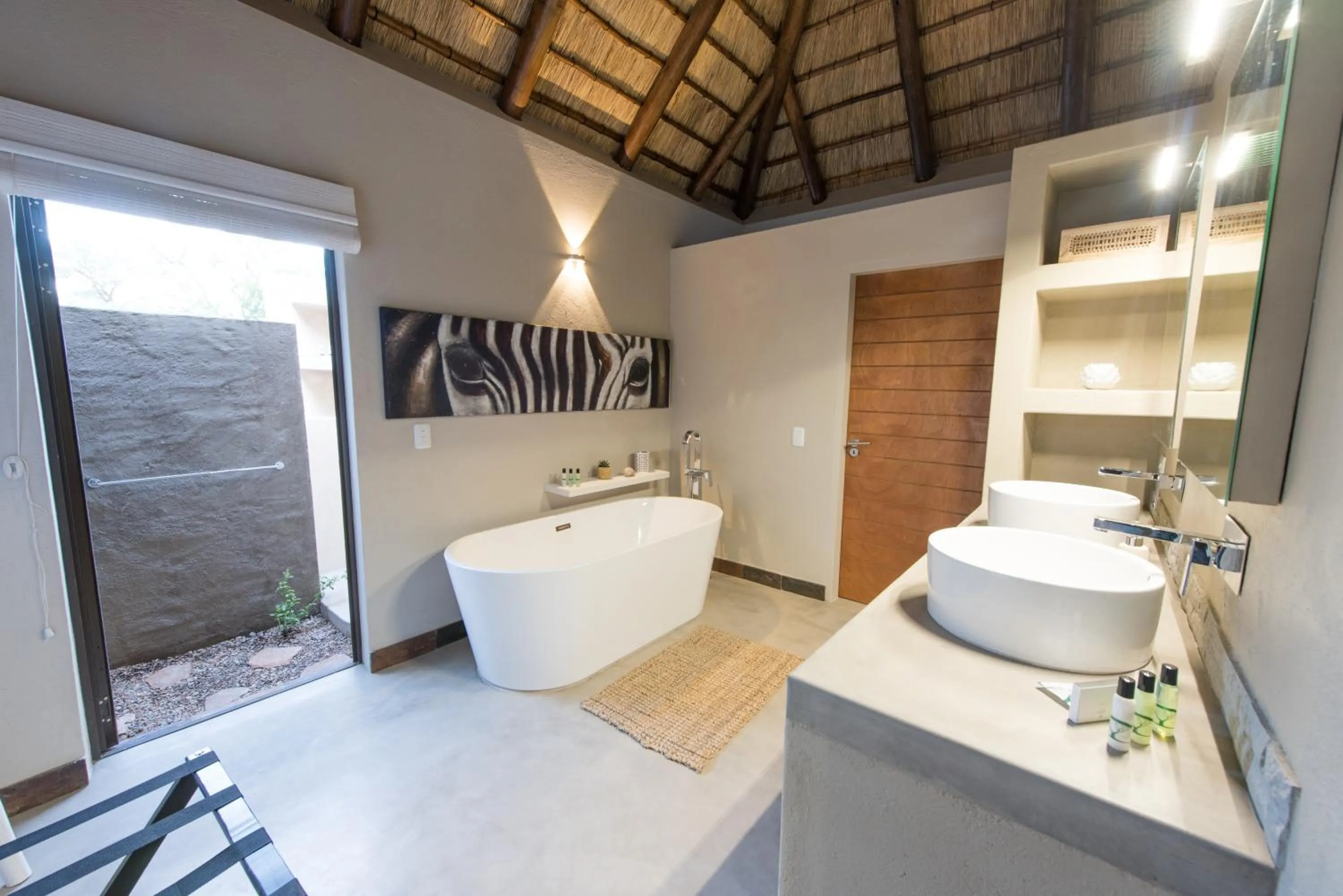 Bathroom in Bushbaby River Lodge
