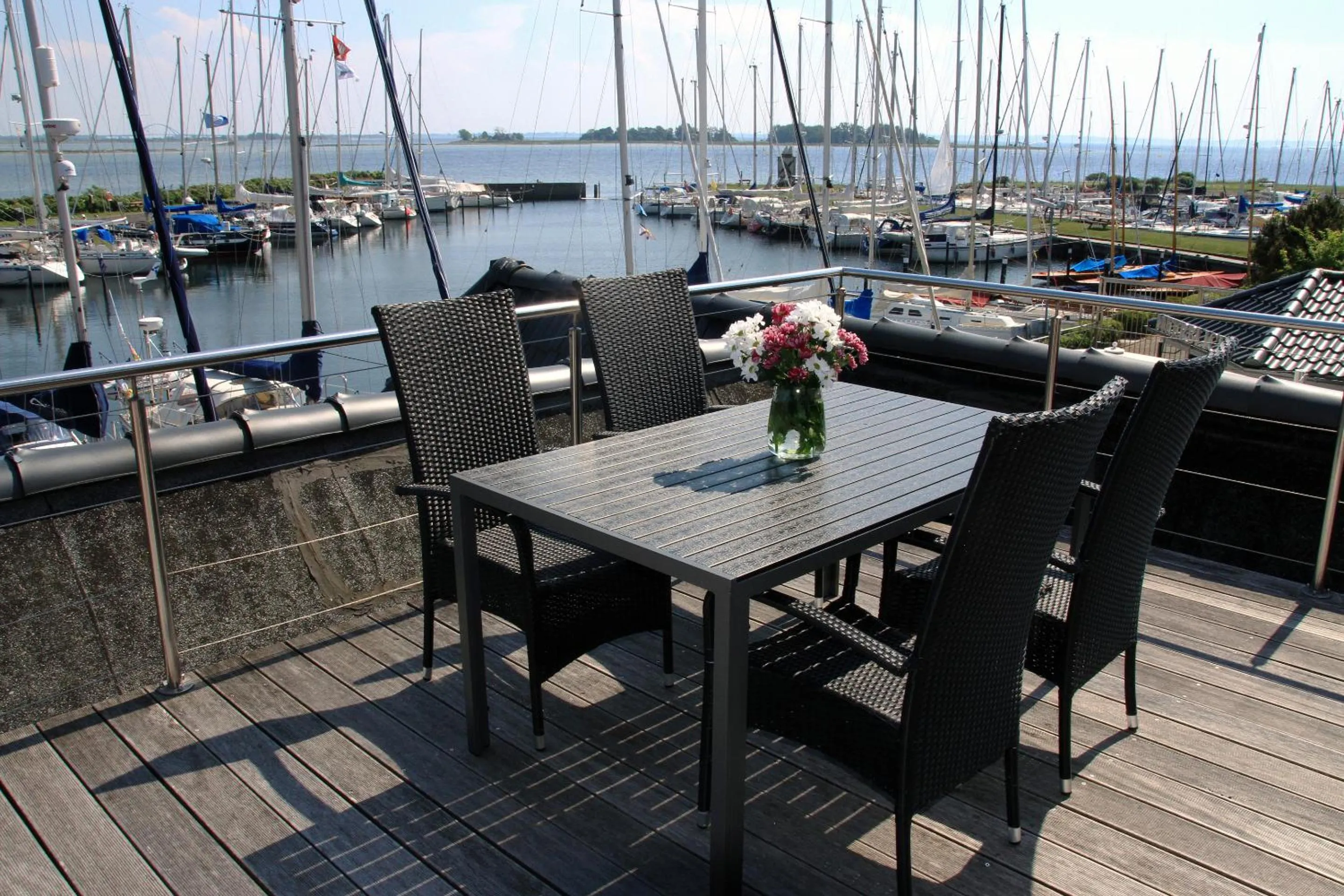 Patio in Meerblick Lemkenhafen