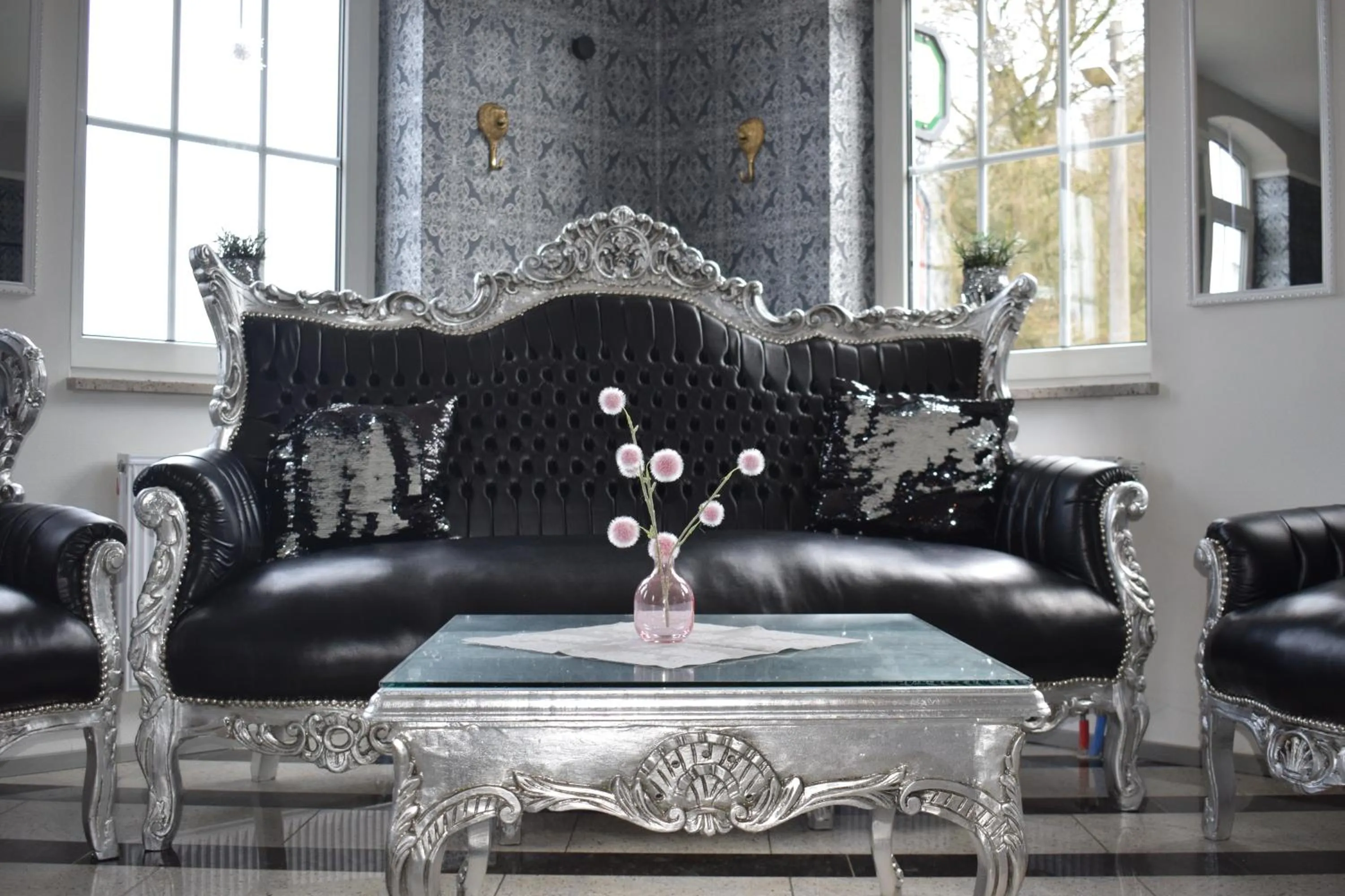 Lobby or reception in Hotel Hennesburg