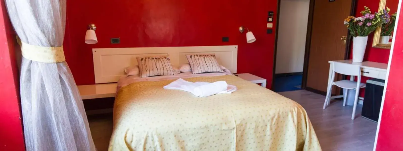 Double Room - single occupancy in Hotel Ponte Sassi Double Room - single occupancy in Hotel Ponte Sassi