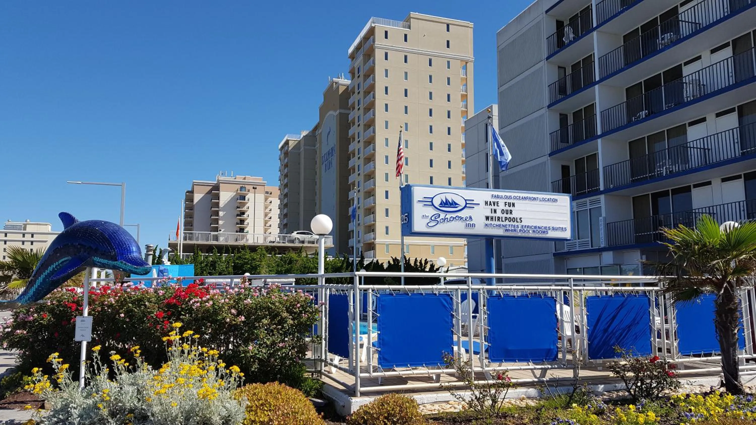 Facade/entrance in The Schooner Inn