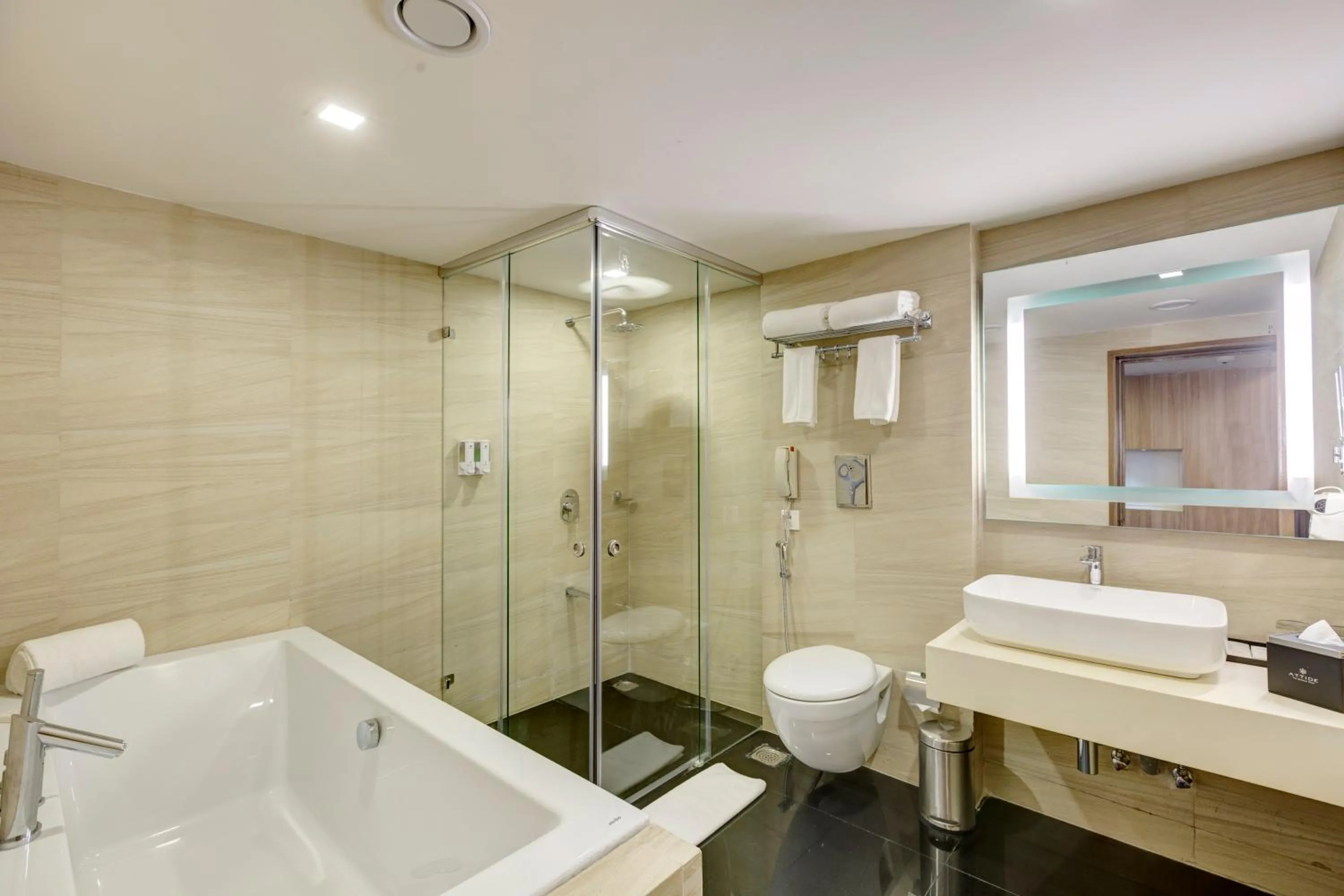 Shower in Attide Hotel